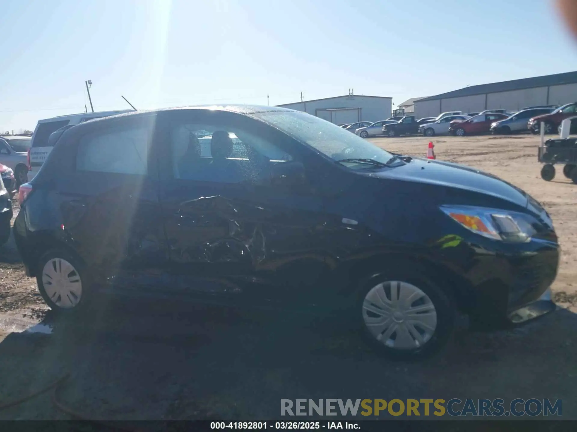 13 fotografías del automóvil dañado ML32AUHJXRH035110 MITSUBISHI MIRAGE 2024