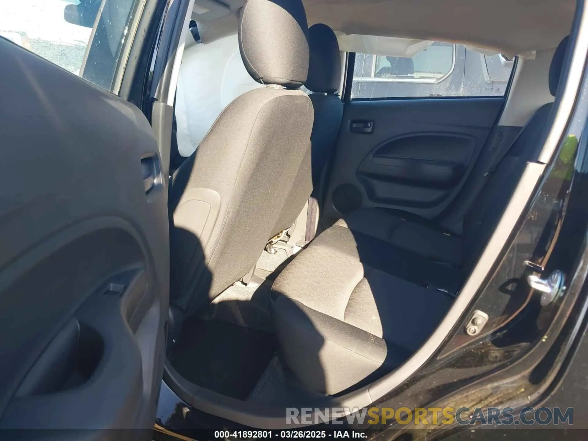 8 fotografías del automóvil dañado ML32AUHJXRH035110 MITSUBISHI MIRAGE 2024