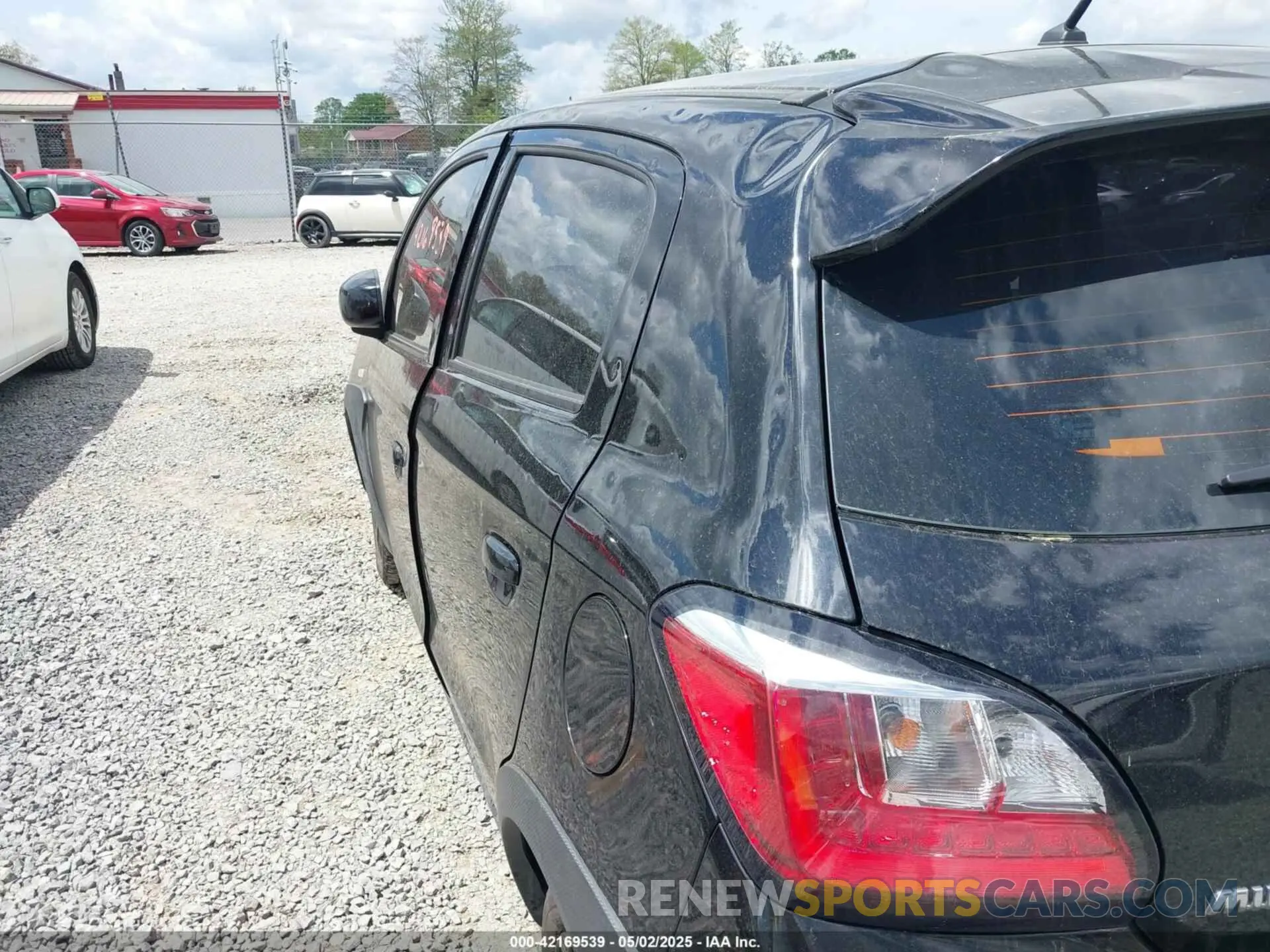 18 fotografías del automóvil dañado ML32AWHJ0RH004427 MITSUBISHI MIRAGE 2024