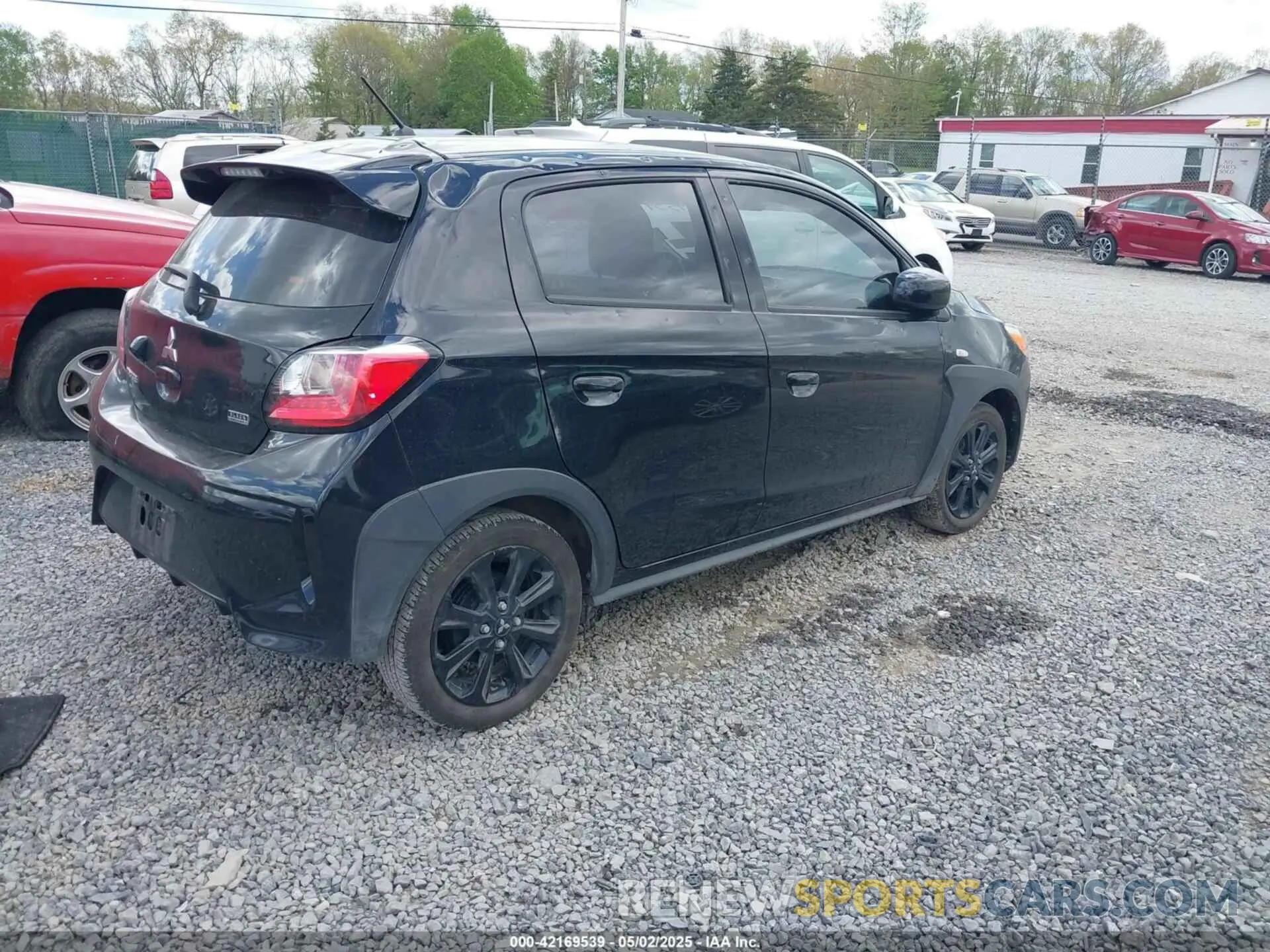 4 fotografías del automóvil dañado ML32AWHJ0RH004427 MITSUBISHI MIRAGE 2024