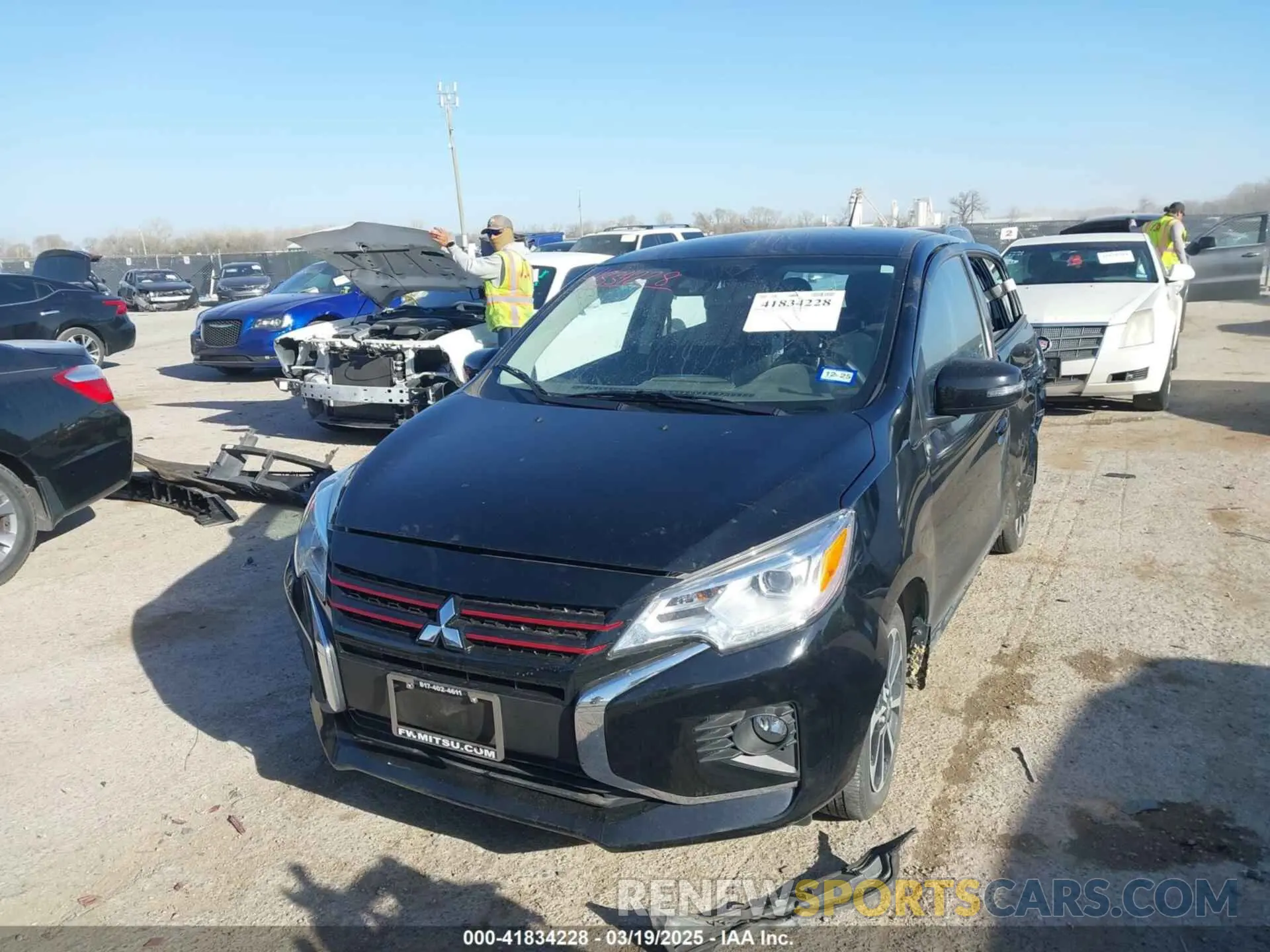 2 fotografías del automóvil dañado ML32AWHJ1RH004954 MITSUBISHI MIRAGE 2024