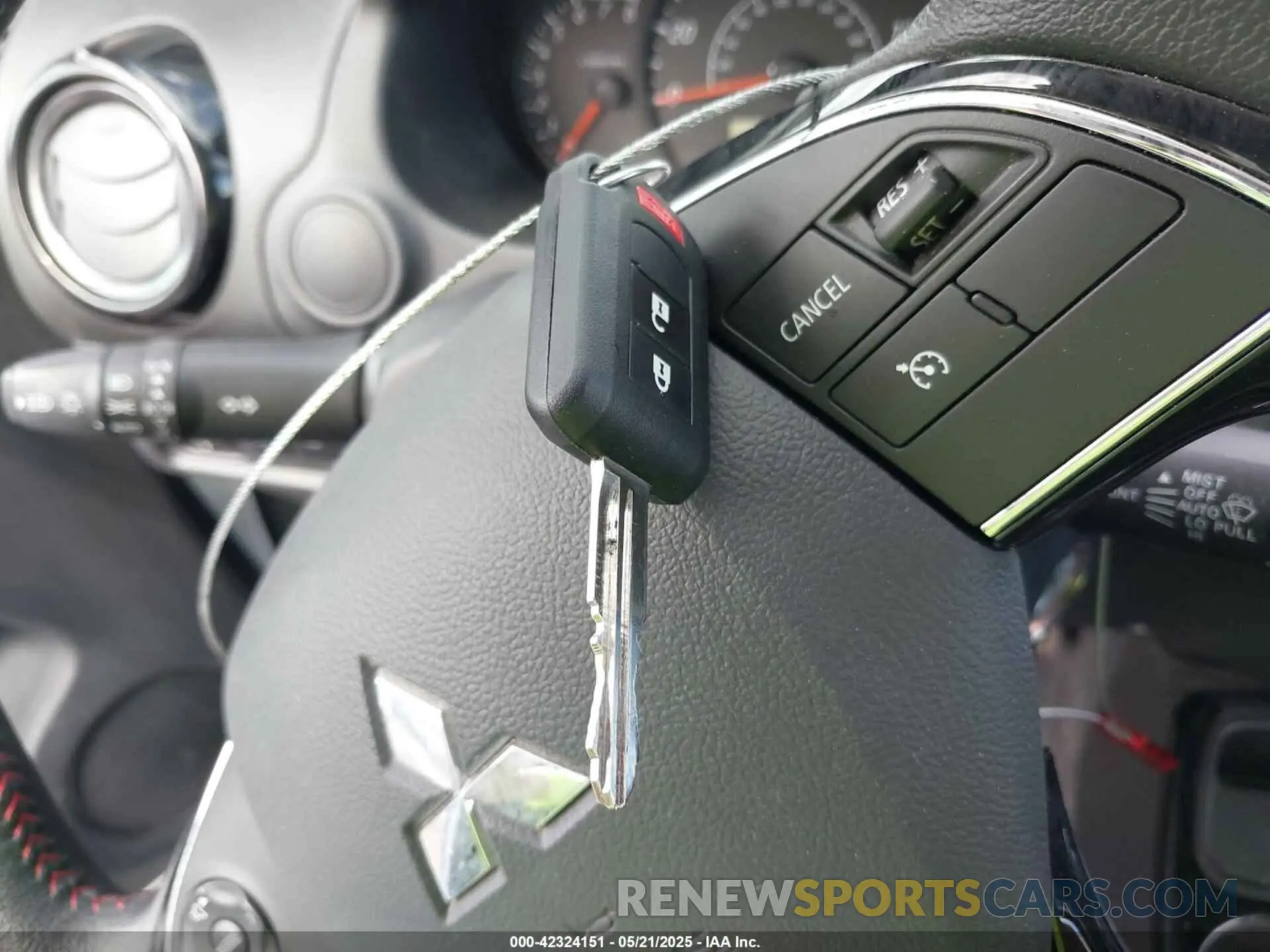 11 fotografías del automóvil dañado ML32AWHJ1RH007630 MITSUBISHI MIRAGE 2024