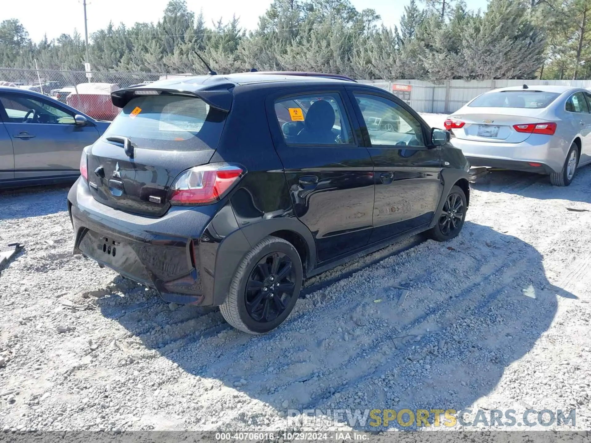 4 fotografías del automóvil dañado ML32AWHJ3RH005569 MITSUBISHI MIRAGE 2024