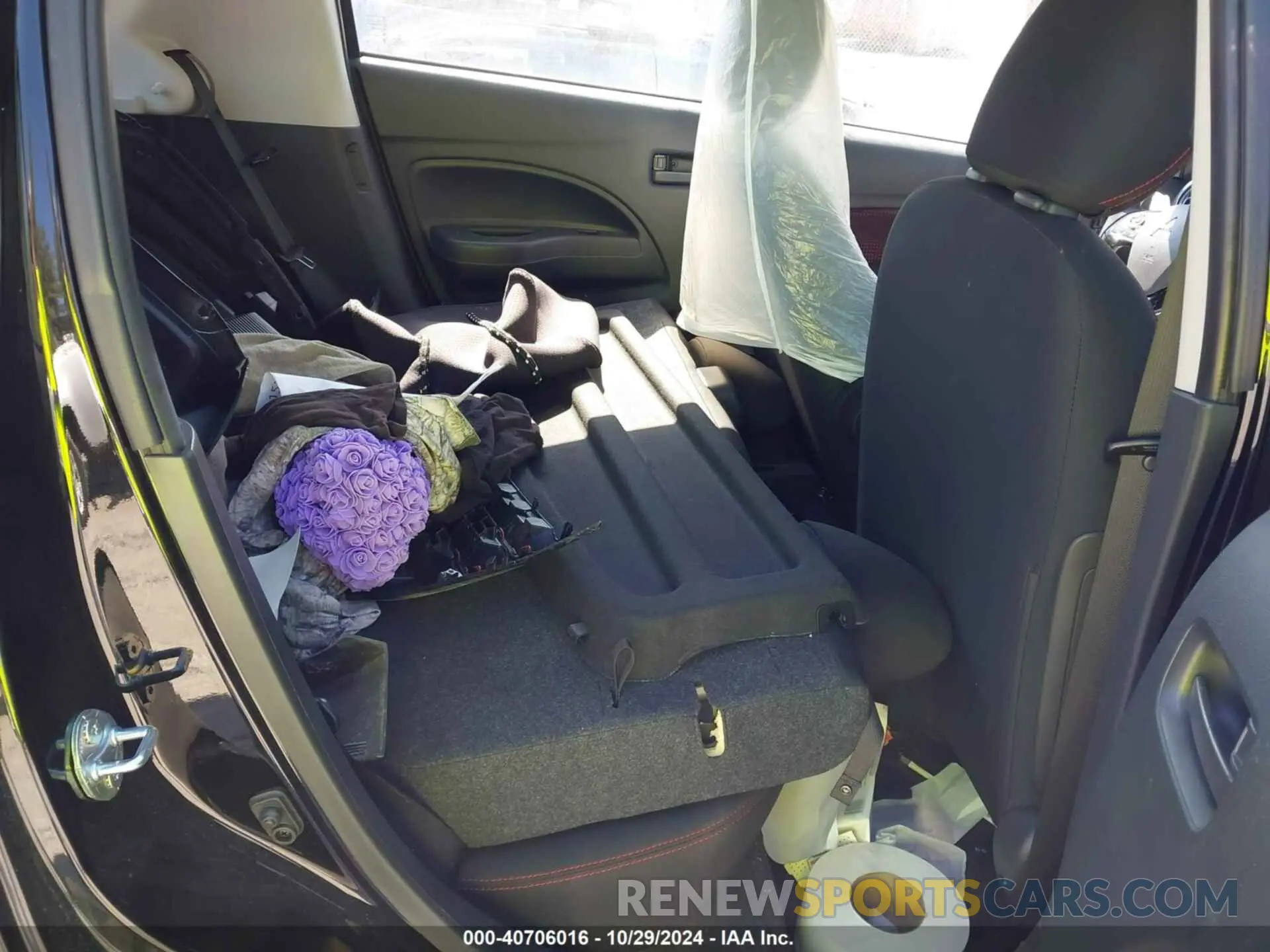 8 fotografías del automóvil dañado ML32AWHJ3RH005569 MITSUBISHI MIRAGE 2024