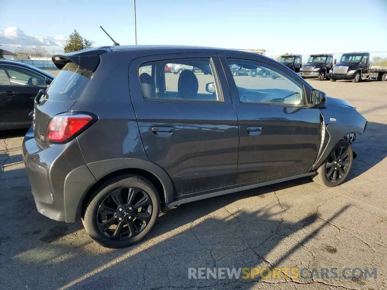 3 fotografías del automóvil dañado ML32AWHJ4RH006603 MITSUBISHI MIRAGE 2024