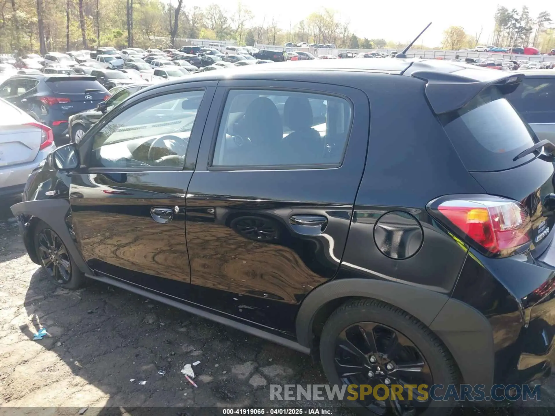 14 fotografías del automóvil dañado ML32AWHJ5RH003760 MITSUBISHI MIRAGE 2024
