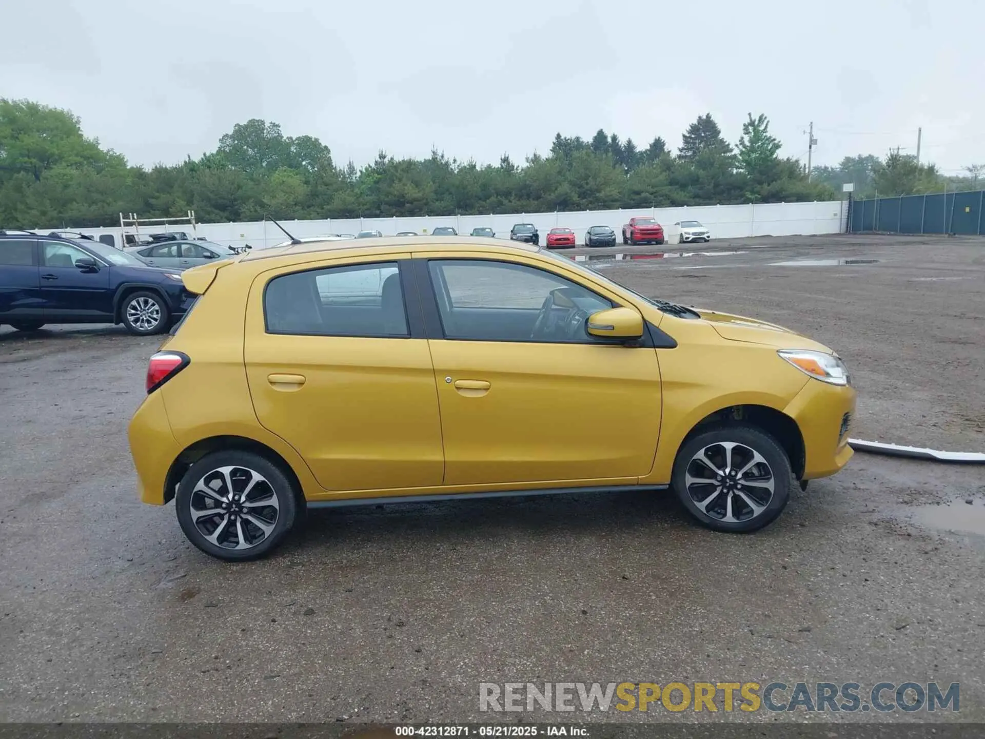 13 fotografías del automóvil dañado ML32AWHJ7RH003579 MITSUBISHI MIRAGE 2024