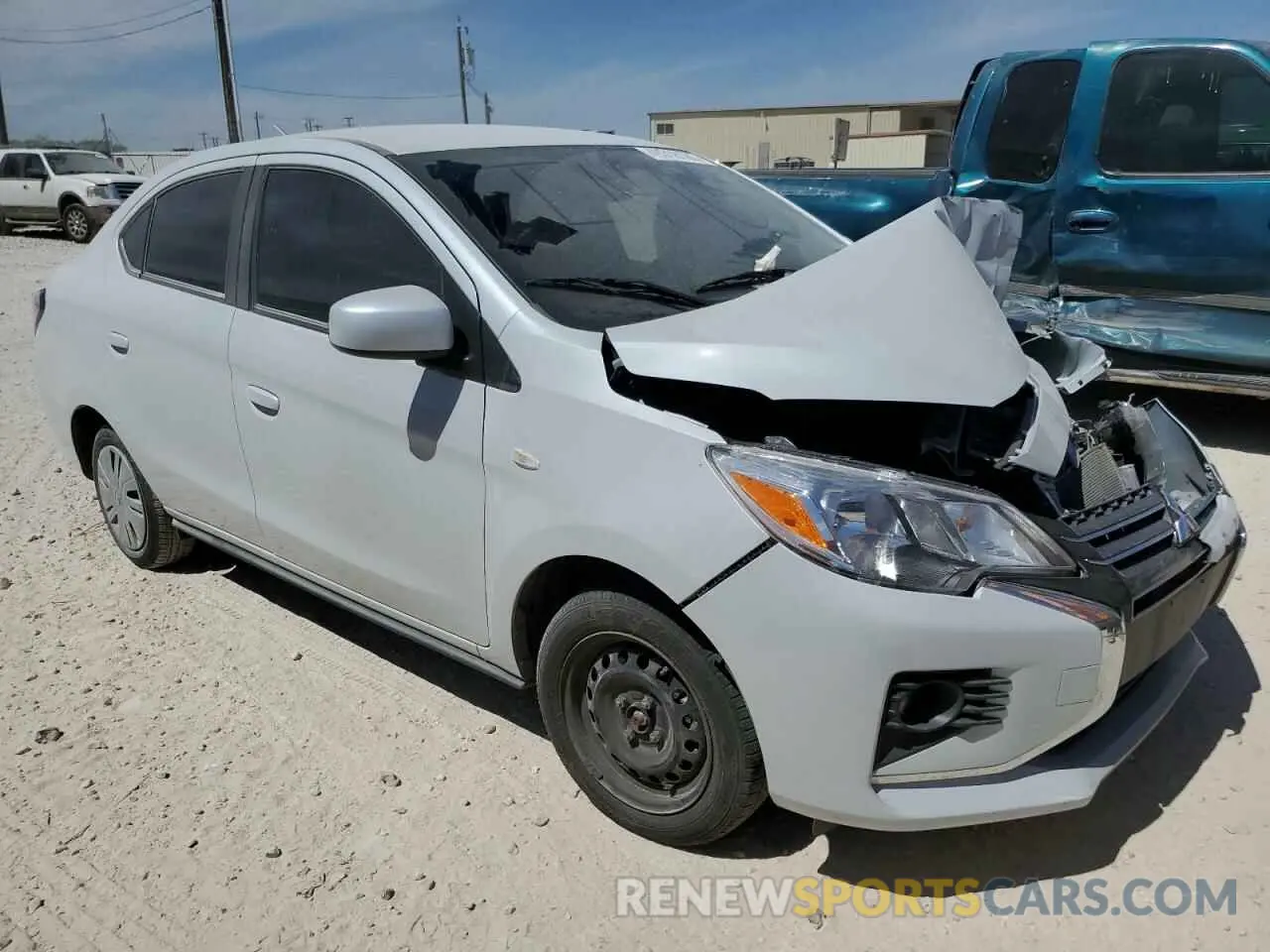 4 fotografías del automóvil dañado ML32FUFJ0RHF04423 MITSUBISHI MIRAGE 2024