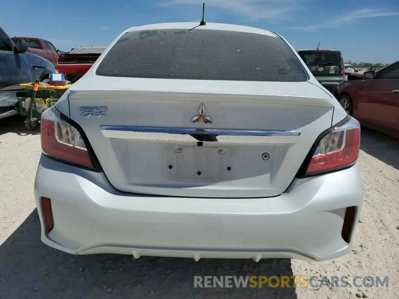 6 fotografías del automóvil dañado ML32FUFJ0RHF04423 MITSUBISHI MIRAGE 2024