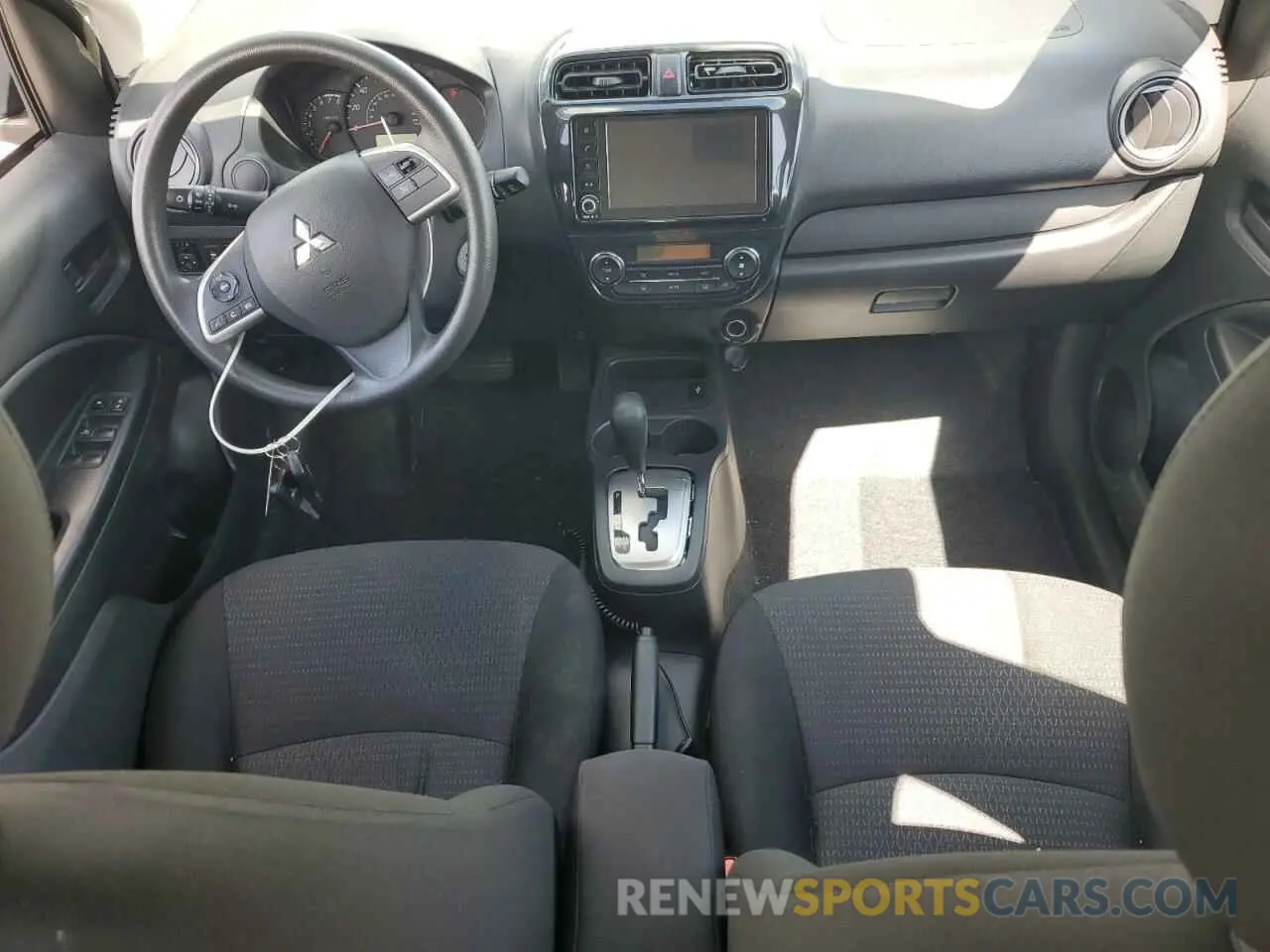 8 fotografías del automóvil dañado ML32FUFJ1RHF01241 MITSUBISHI MIRAGE 2024