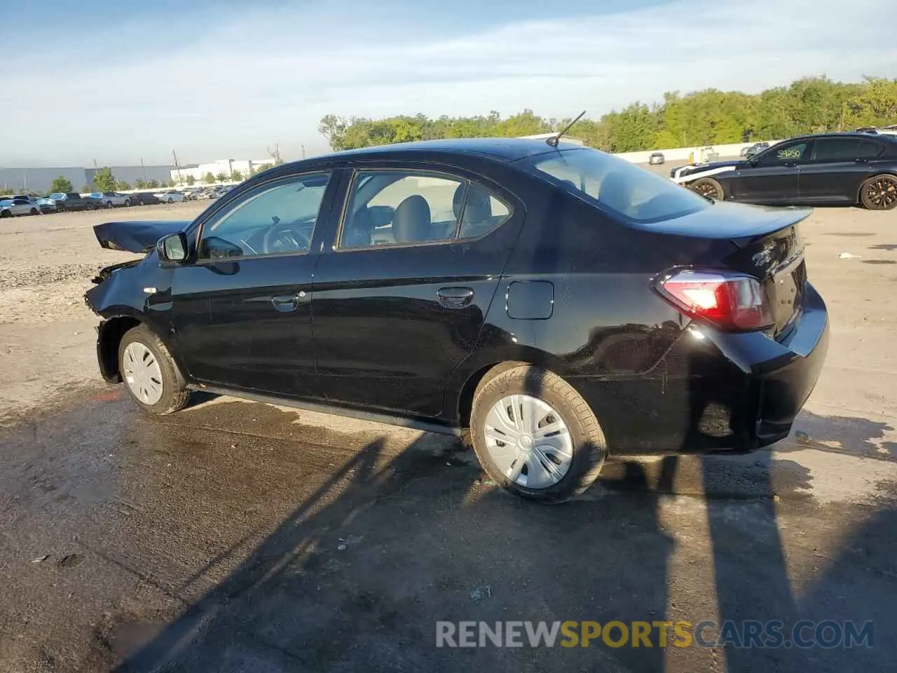 2 fotografías del automóvil dañado ML32FUFJ1RHF13910 MITSUBISHI MIRAGE 2024
