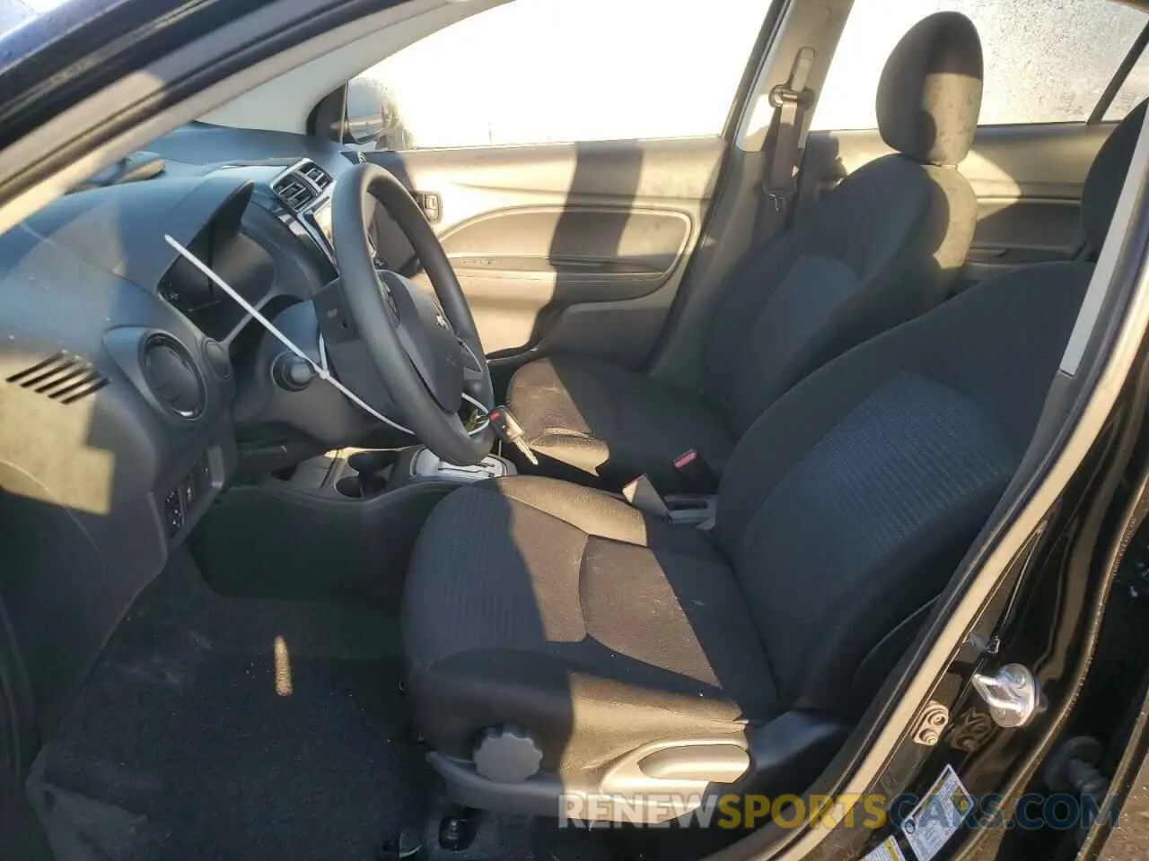 7 fotografías del automóvil dañado ML32FUFJ1RHF13910 MITSUBISHI MIRAGE 2024