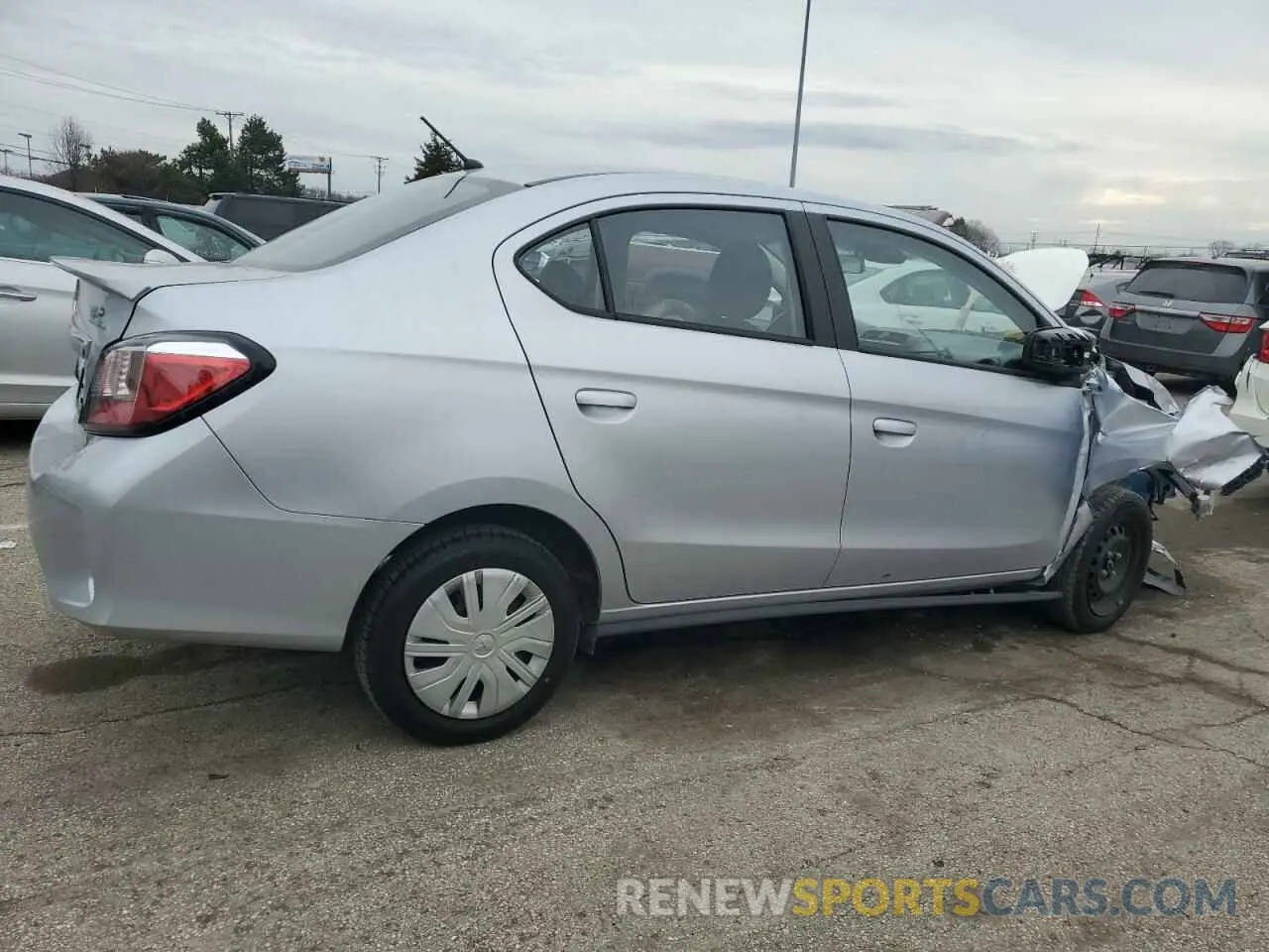 3 fotografías del automóvil dañado ML32FUFJ4RHF06708 MITSUBISHI MIRAGE 2024