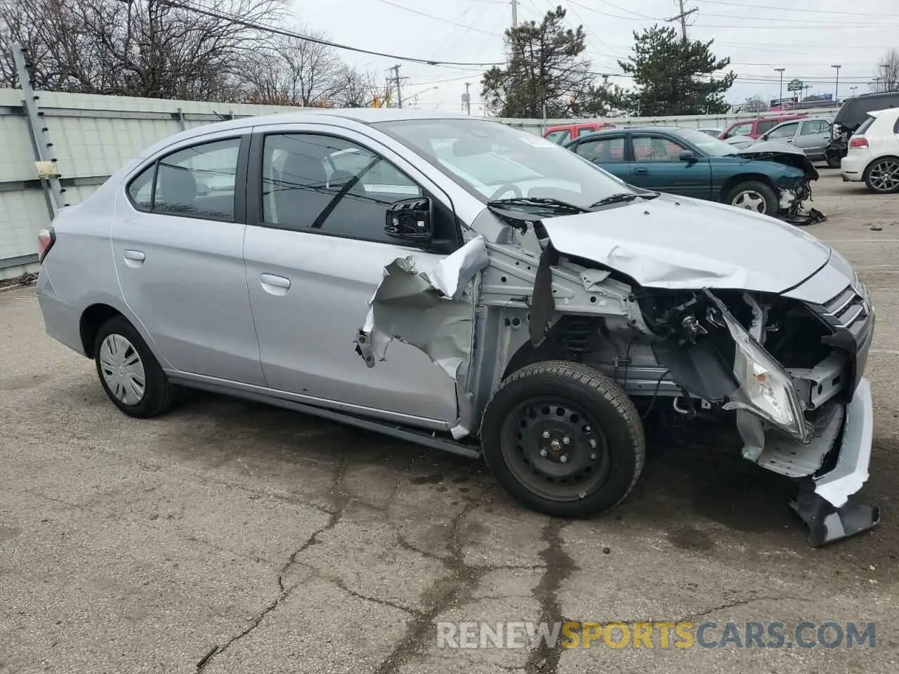 4 fotografías del automóvil dañado ML32FUFJ4RHF06708 MITSUBISHI MIRAGE 2024