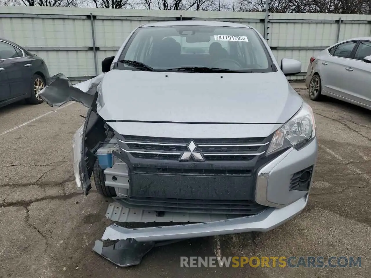 5 fotografías del automóvil dañado ML32FUFJ4RHF06708 MITSUBISHI MIRAGE 2024