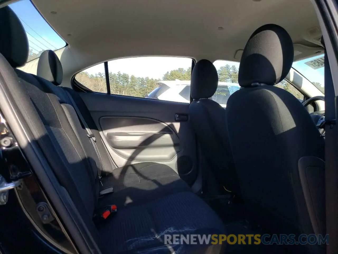 10 fotografías del automóvil dañado ML32FUFJ4RHF07664 MITSUBISHI MIRAGE 2024