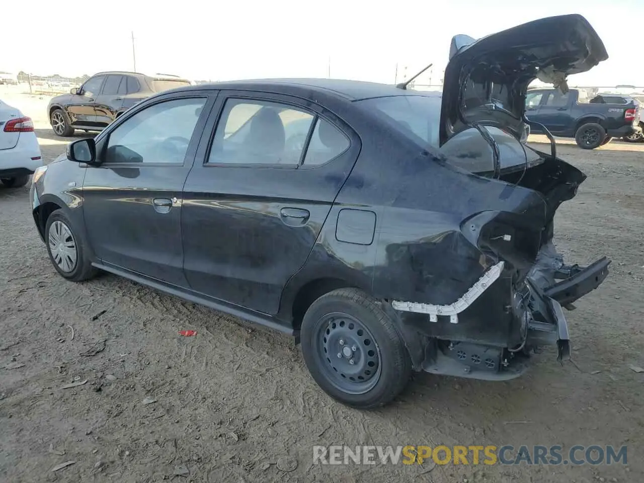2 fotografías del automóvil dañado ML32FUFJ5RHF02621 MITSUBISHI MIRAGE 2024