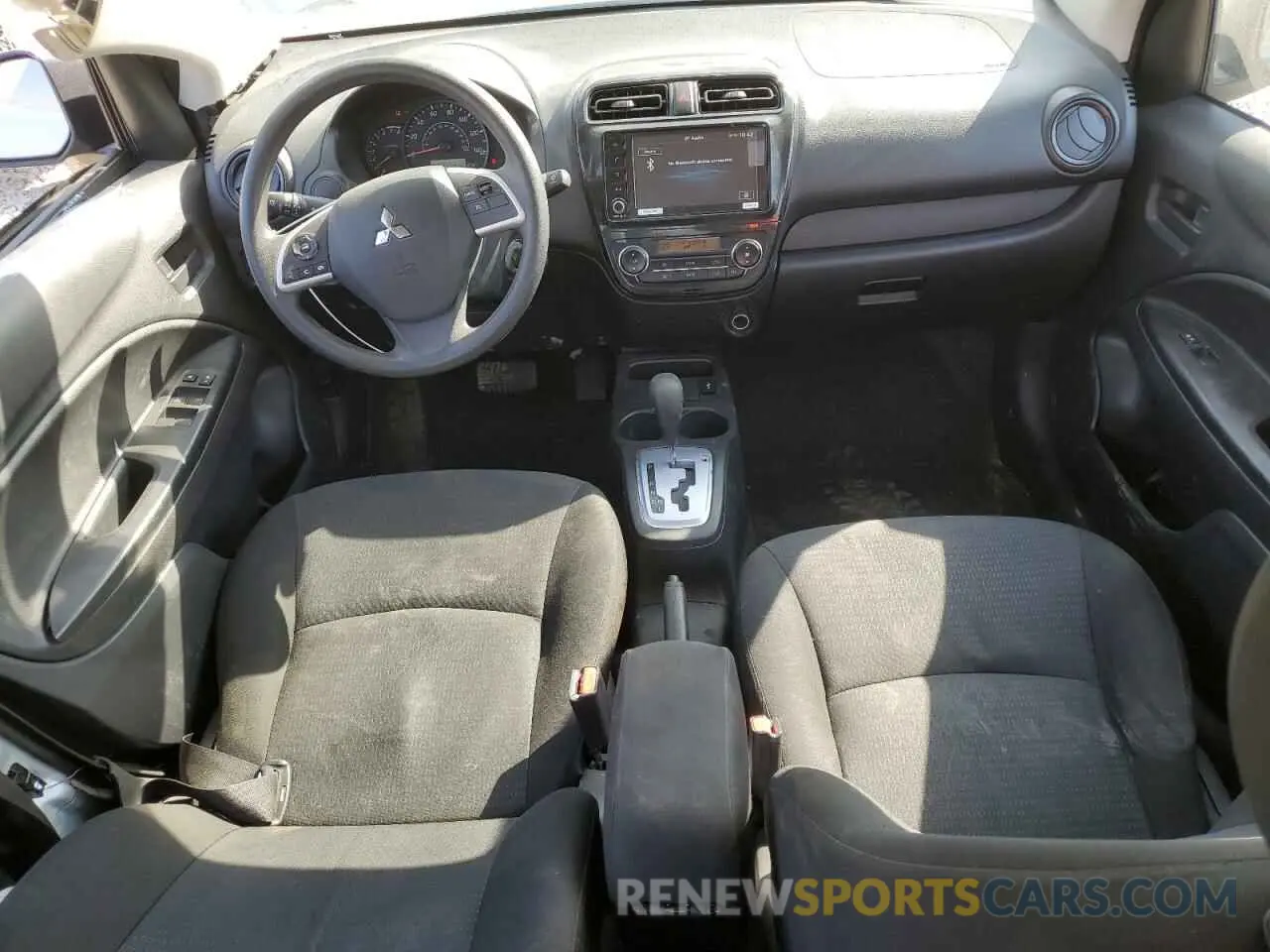 8 fotografías del automóvil dañado ML32FUFJ8RHF03231 MITSUBISHI MIRAGE 2024