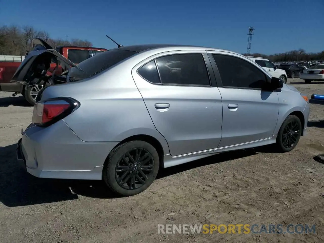 3 fotografías del automóvil dañado ML32FUFJ9RHF05859 MITSUBISHI MIRAGE 2024
