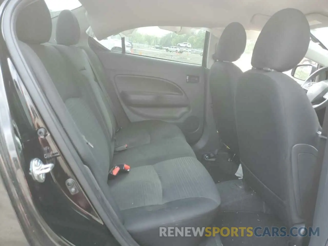 10 fotografías del automóvil dañado ML32FUFJ9RHF17557 MITSUBISHI MIRAGE 2024
