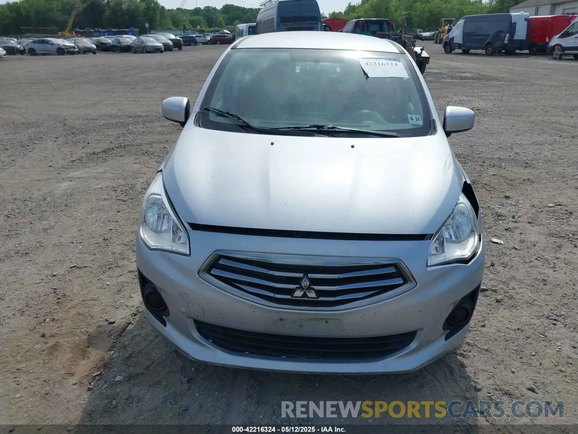 12 fotografías del automóvil dañado ML32F3FJ0KHF00792 MITSUBISHI MIRAGE G4 2019