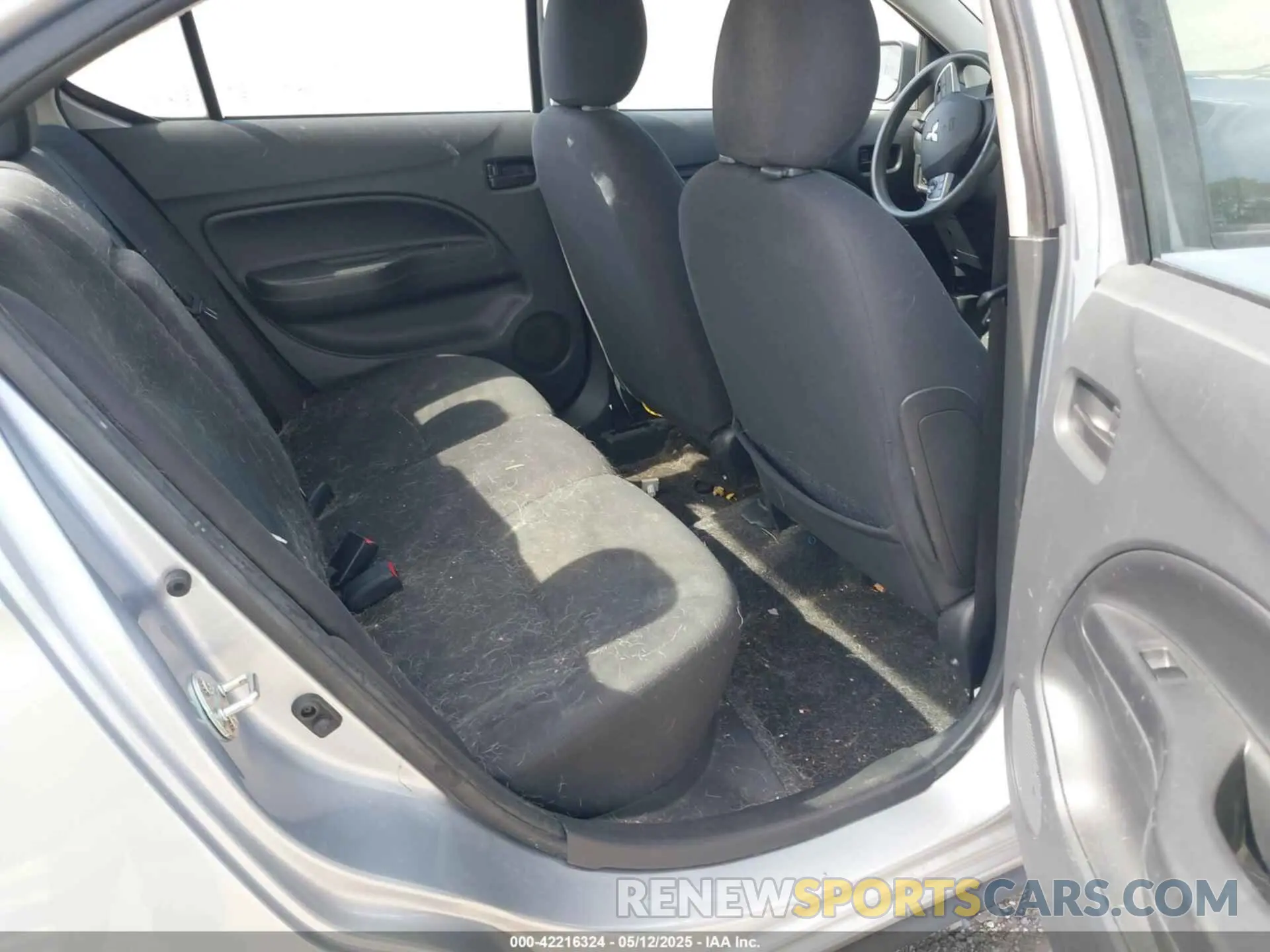 8 fotografías del automóvil dañado ML32F3FJ0KHF00792 MITSUBISHI MIRAGE G4 2019