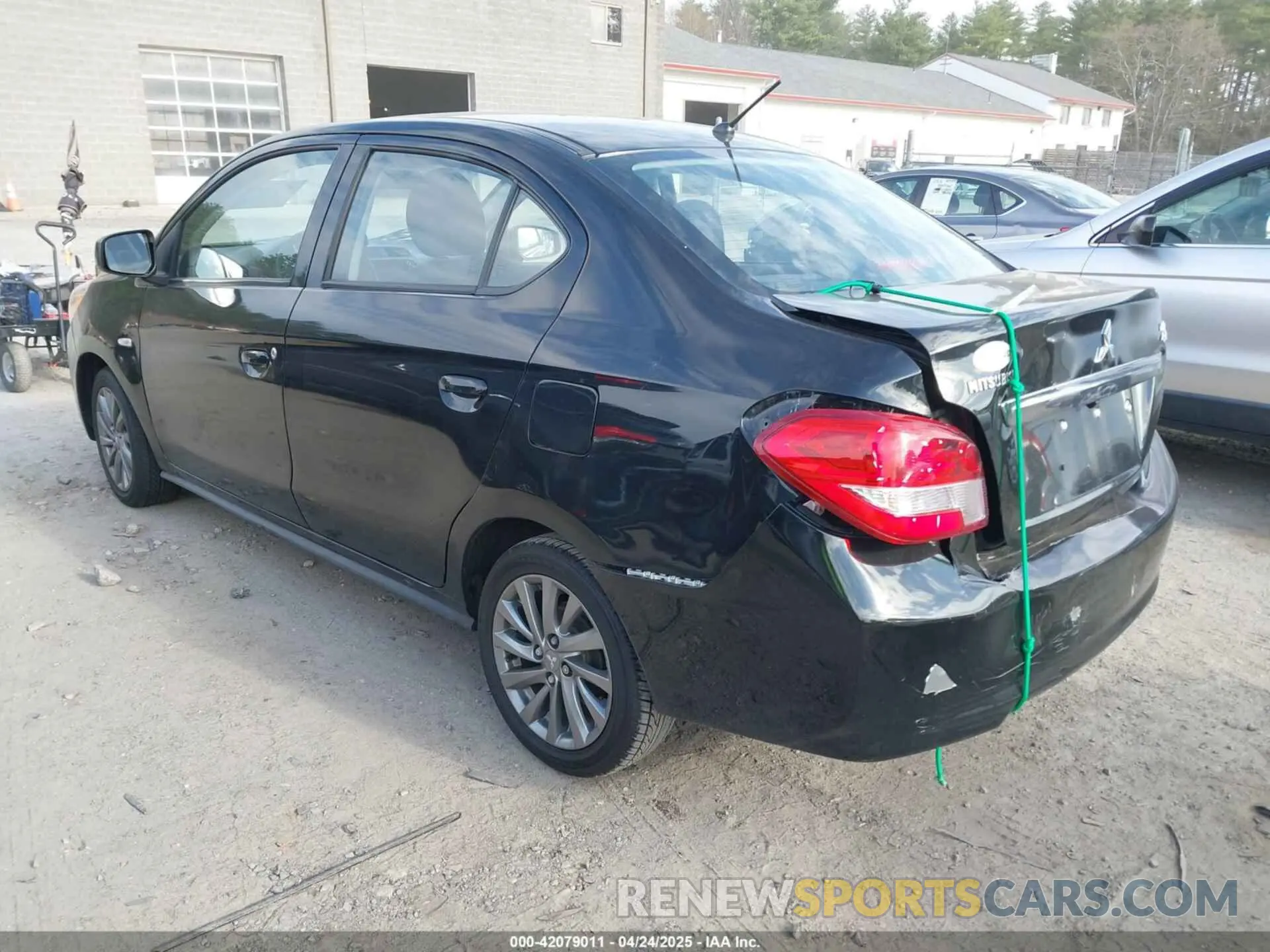 3 fotografías del automóvil dañado ML32F3FJ0KHF16538 MITSUBISHI MIRAGE G4 2019