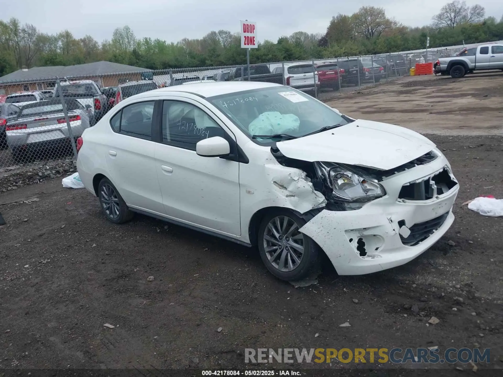 1 fotografías del automóvil dañado ML32F3FJ2KHF06318 MITSUBISHI MIRAGE G4 2019