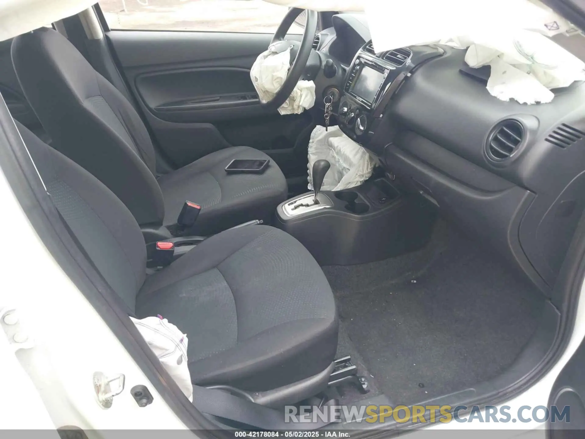 5 fotografías del automóvil dañado ML32F3FJ2KHF06318 MITSUBISHI MIRAGE G4 2019