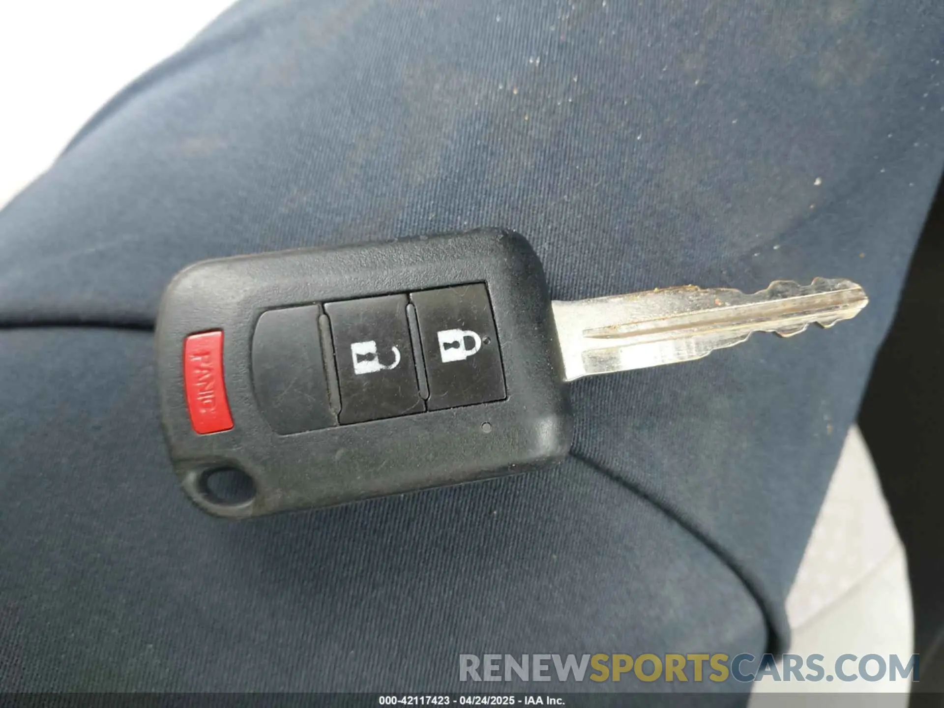11 fotografías del automóvil dañado ML32F3FJ5KHF06720 MITSUBISHI MIRAGE G4 2019