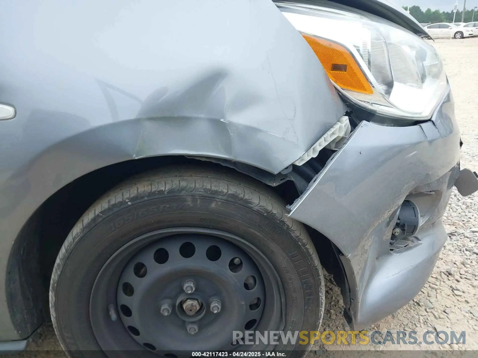13 fotografías del automóvil dañado ML32F3FJ5KHF06720 MITSUBISHI MIRAGE G4 2019