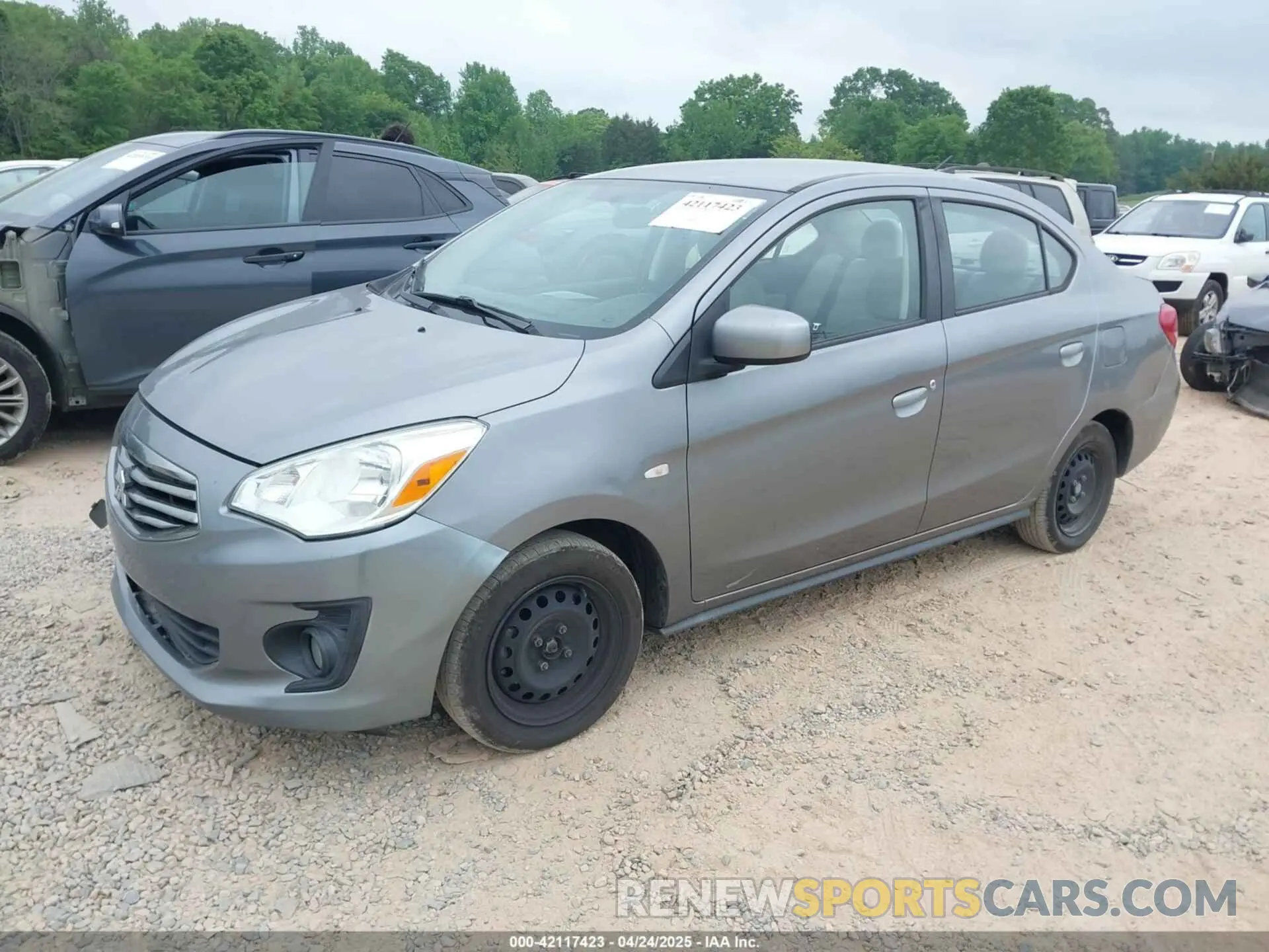 2 fotografías del automóvil dañado ML32F3FJ5KHF06720 MITSUBISHI MIRAGE G4 2019