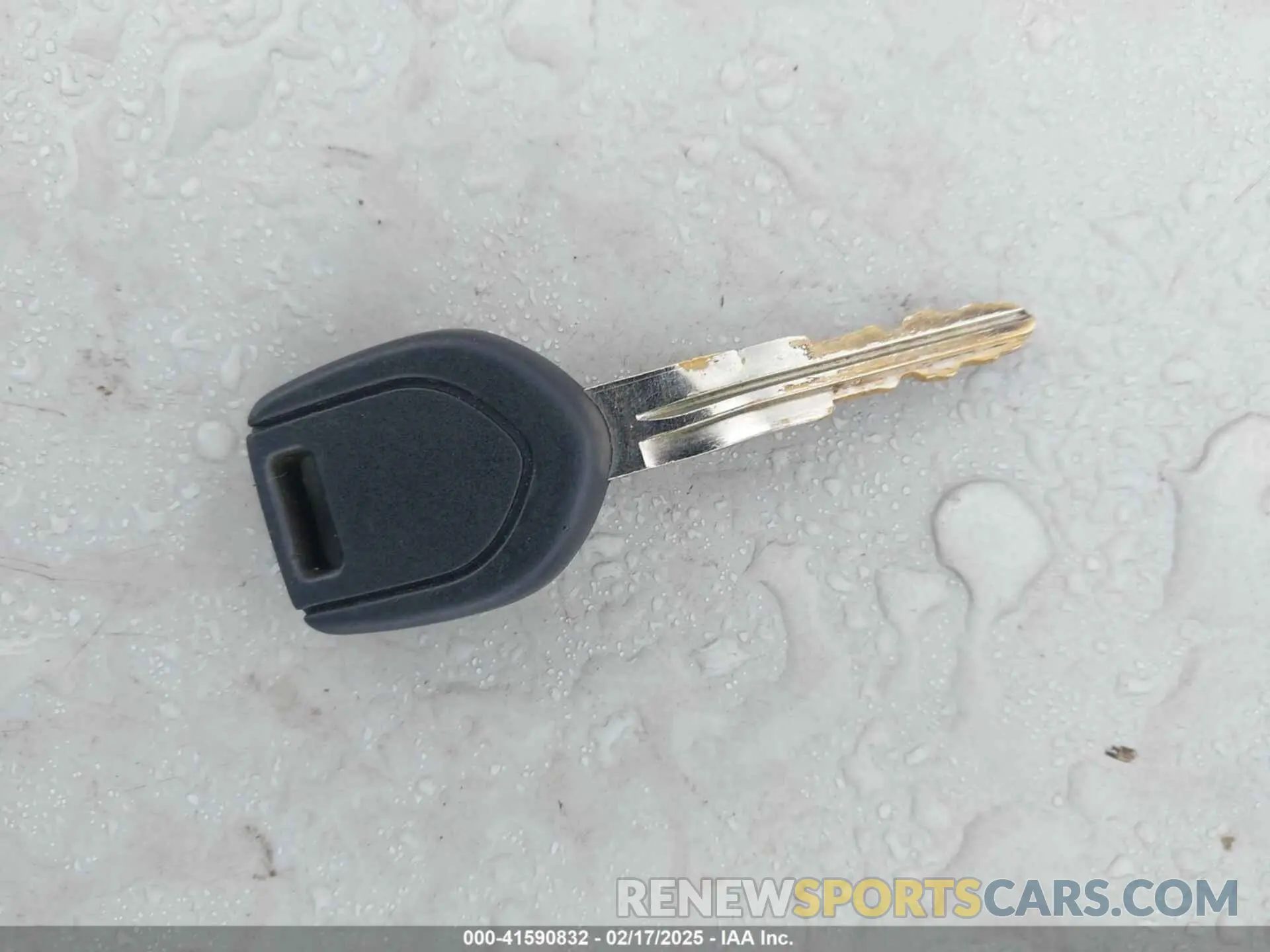 11 fotografías del automóvil dañado ML32F3FJXKHF15235 MITSUBISHI MIRAGE G4 2019