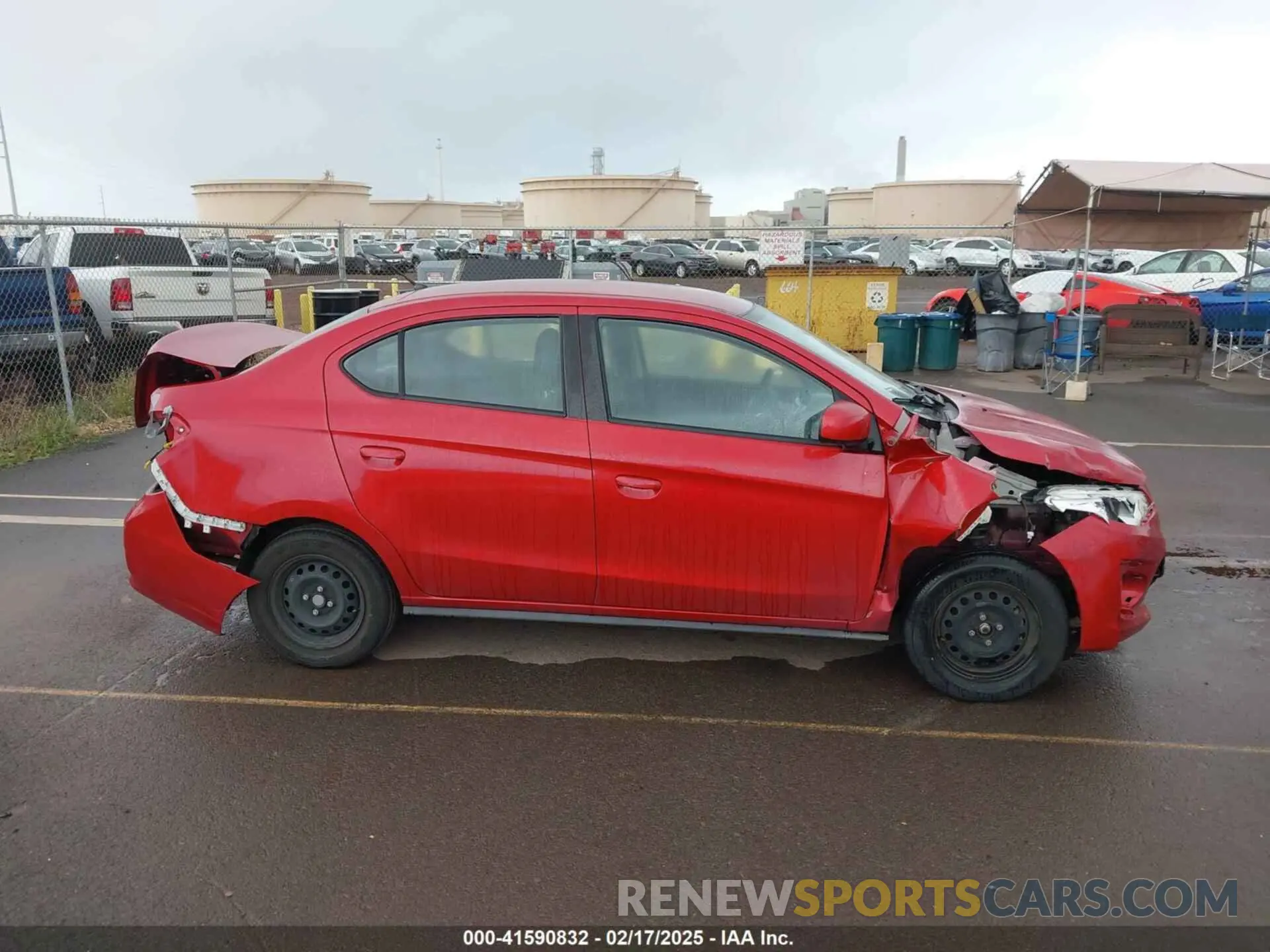 14 fotografías del automóvil dañado ML32F3FJXKHF15235 MITSUBISHI MIRAGE G4 2019