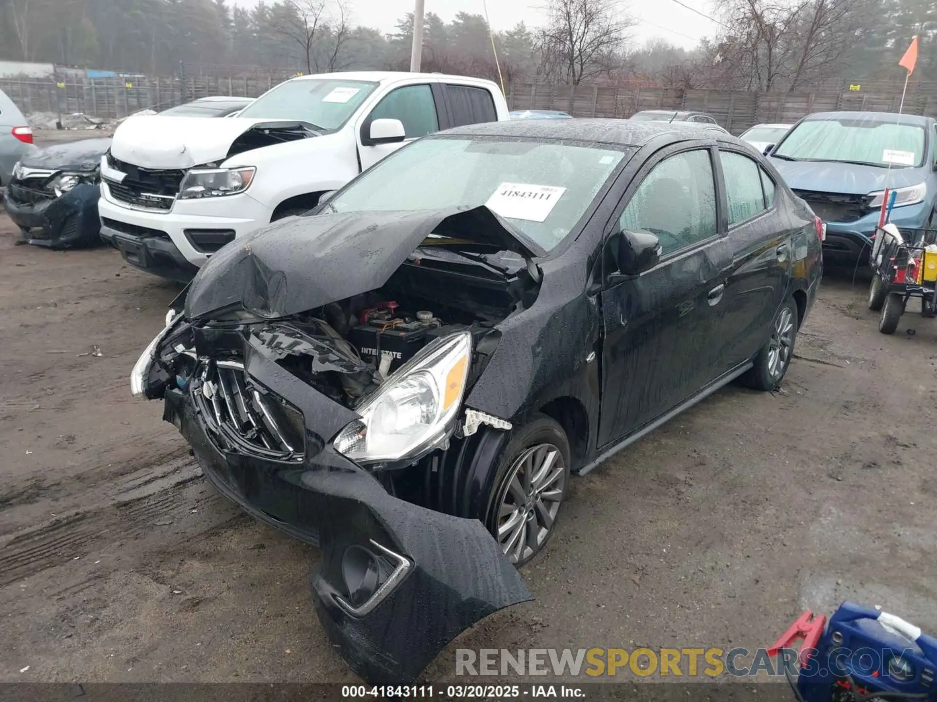2 fotografías del automóvil dañado ML32F4FJ3KHF04552 MITSUBISHI MIRAGE G4 2019