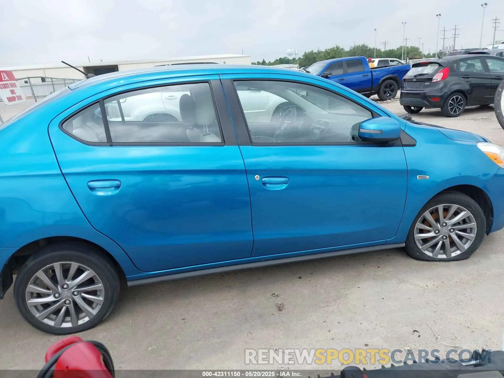 13 fotografías del automóvil dañado ML32F4FJ3KHF12974 MITSUBISHI MIRAGE G4 2019