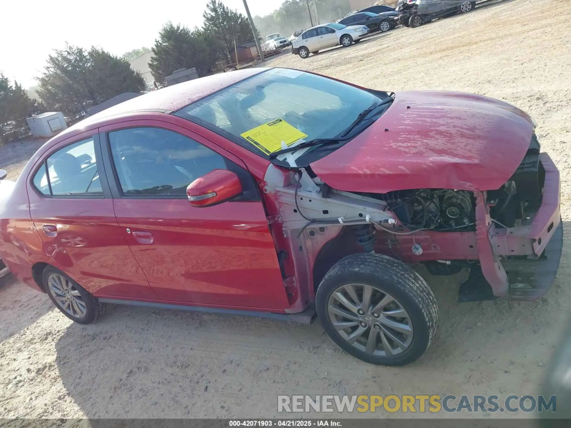 13 fotografías del automóvil dañado ML32F4FJ6KHF04626 MITSUBISHI MIRAGE G4 2019