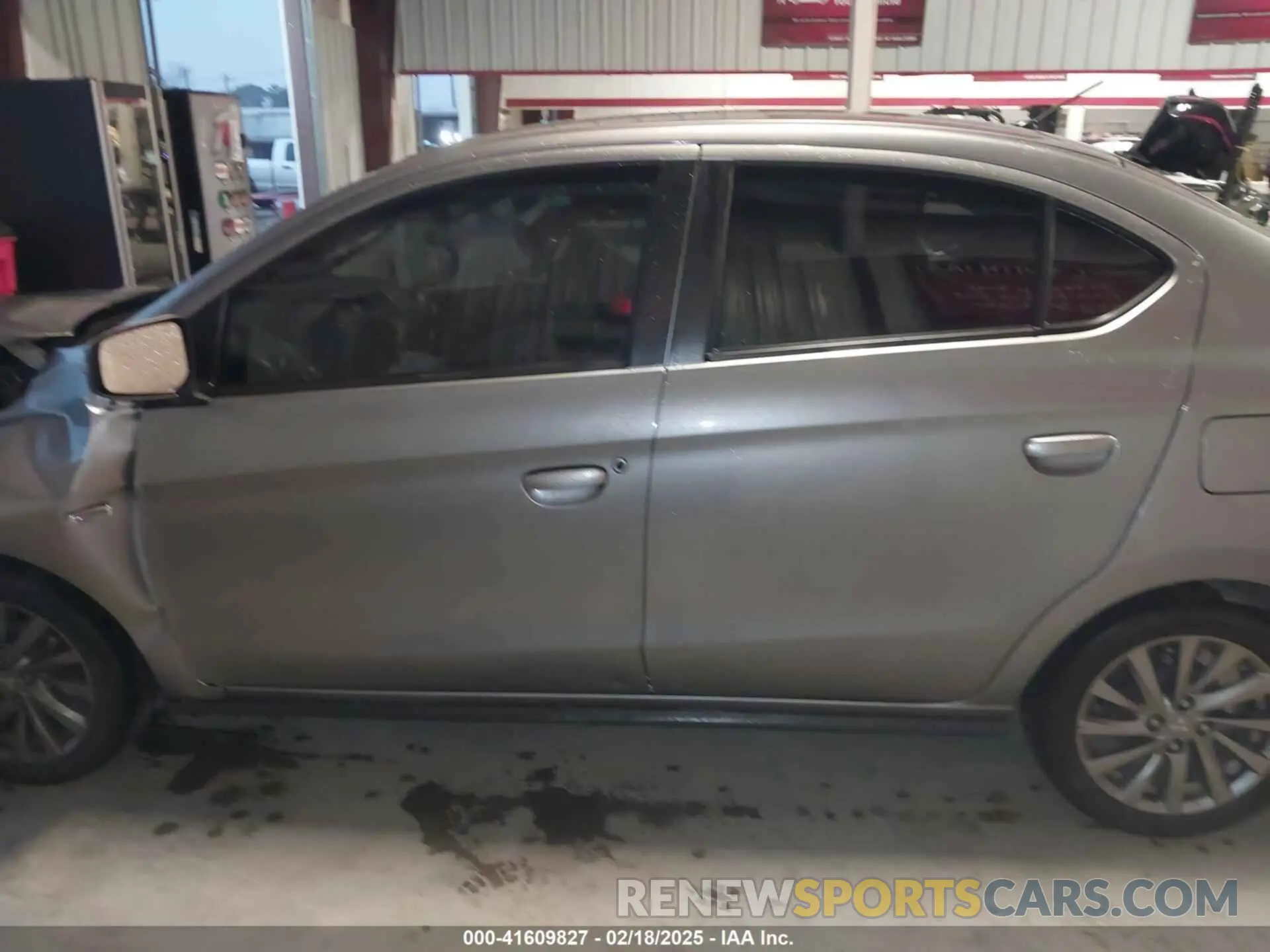 13 fotografías del automóvil dañado ML32F4FJ9KHF05916 MITSUBISHI MIRAGE G4 2019