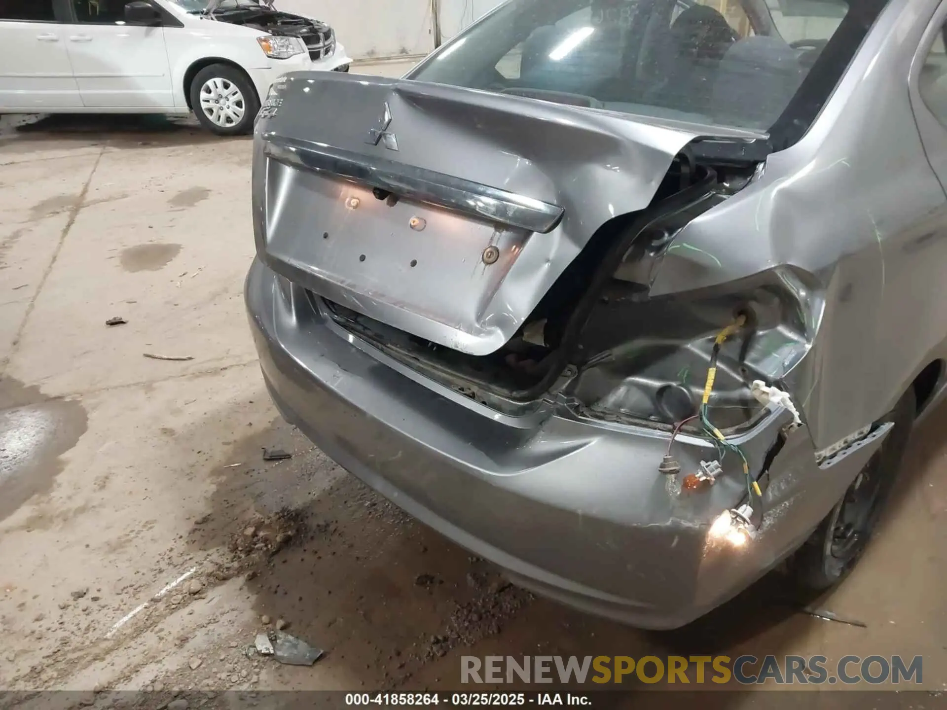 6 fotografías del automóvil dañado ML32F3FJ1LHF05520 MITSUBISHI MIRAGE G4 2020