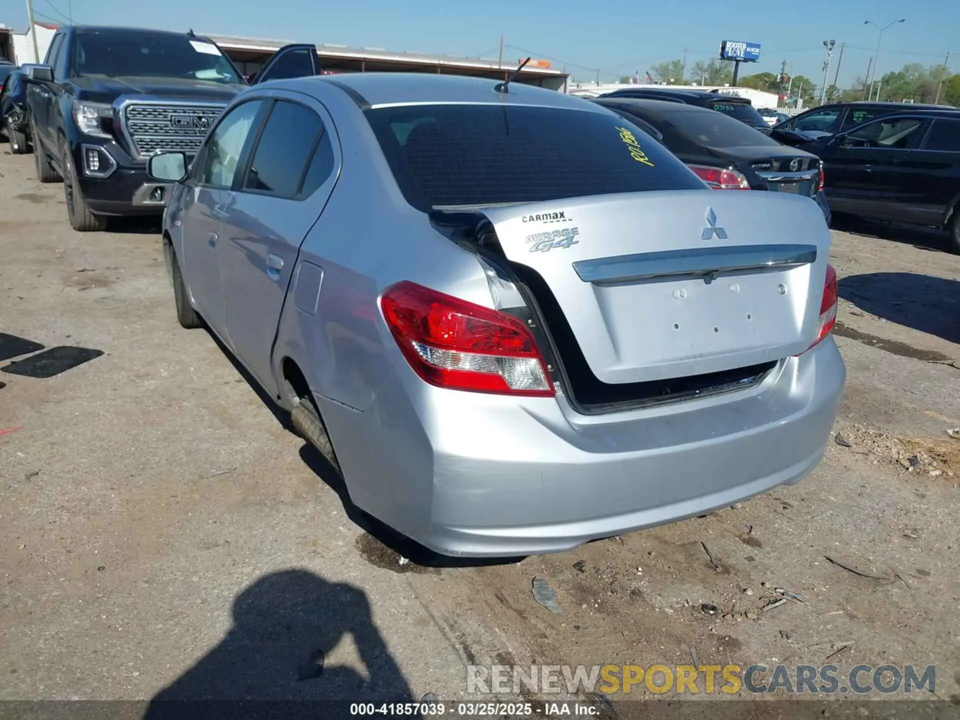 3 fotografías del automóvil dañado ML32F3FJ1LHF12385 MITSUBISHI MIRAGE G4 2020