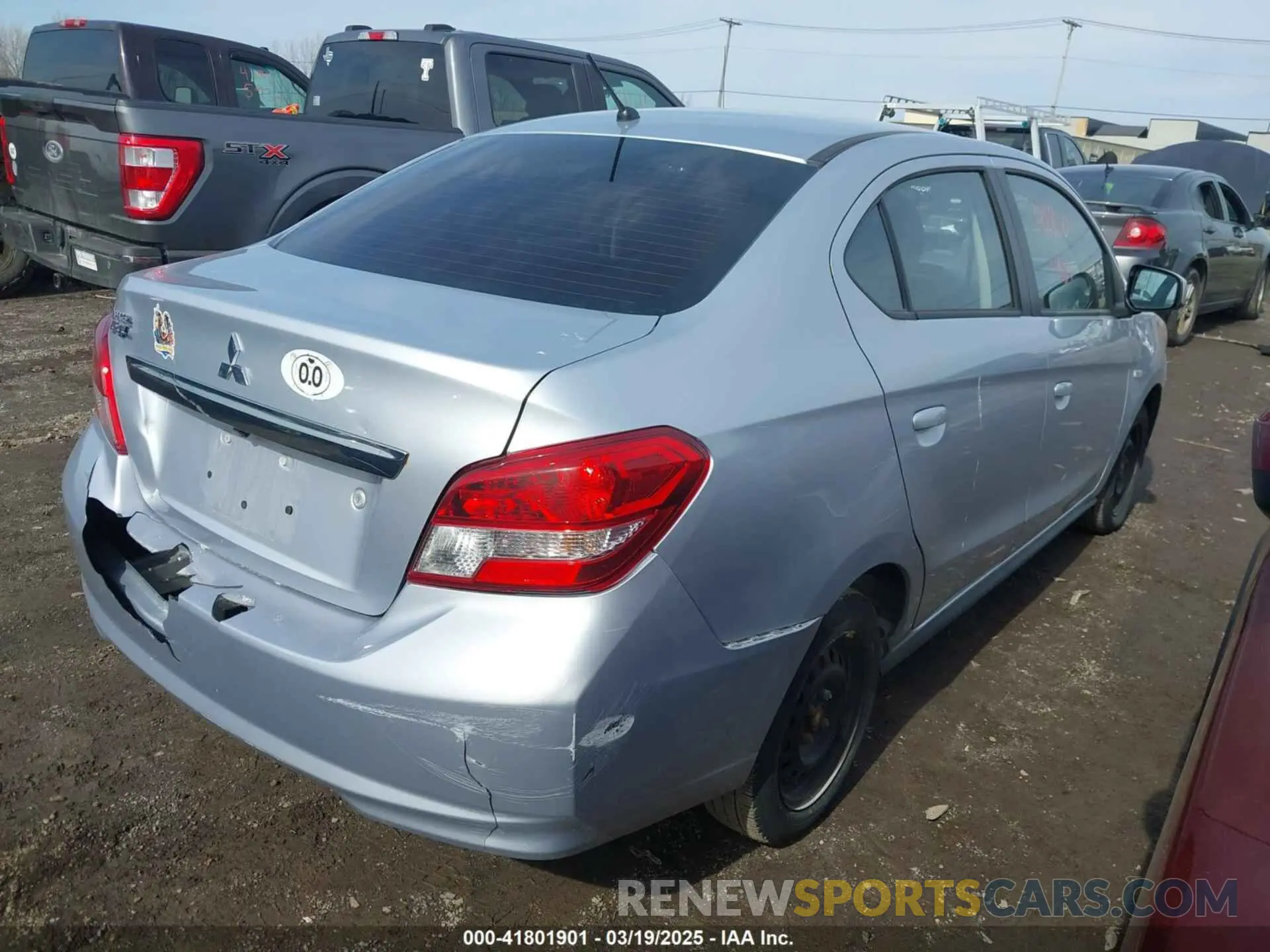 4 fotografías del automóvil dañado ML32F3FJ4LHF07990 MITSUBISHI MIRAGE G4 2020