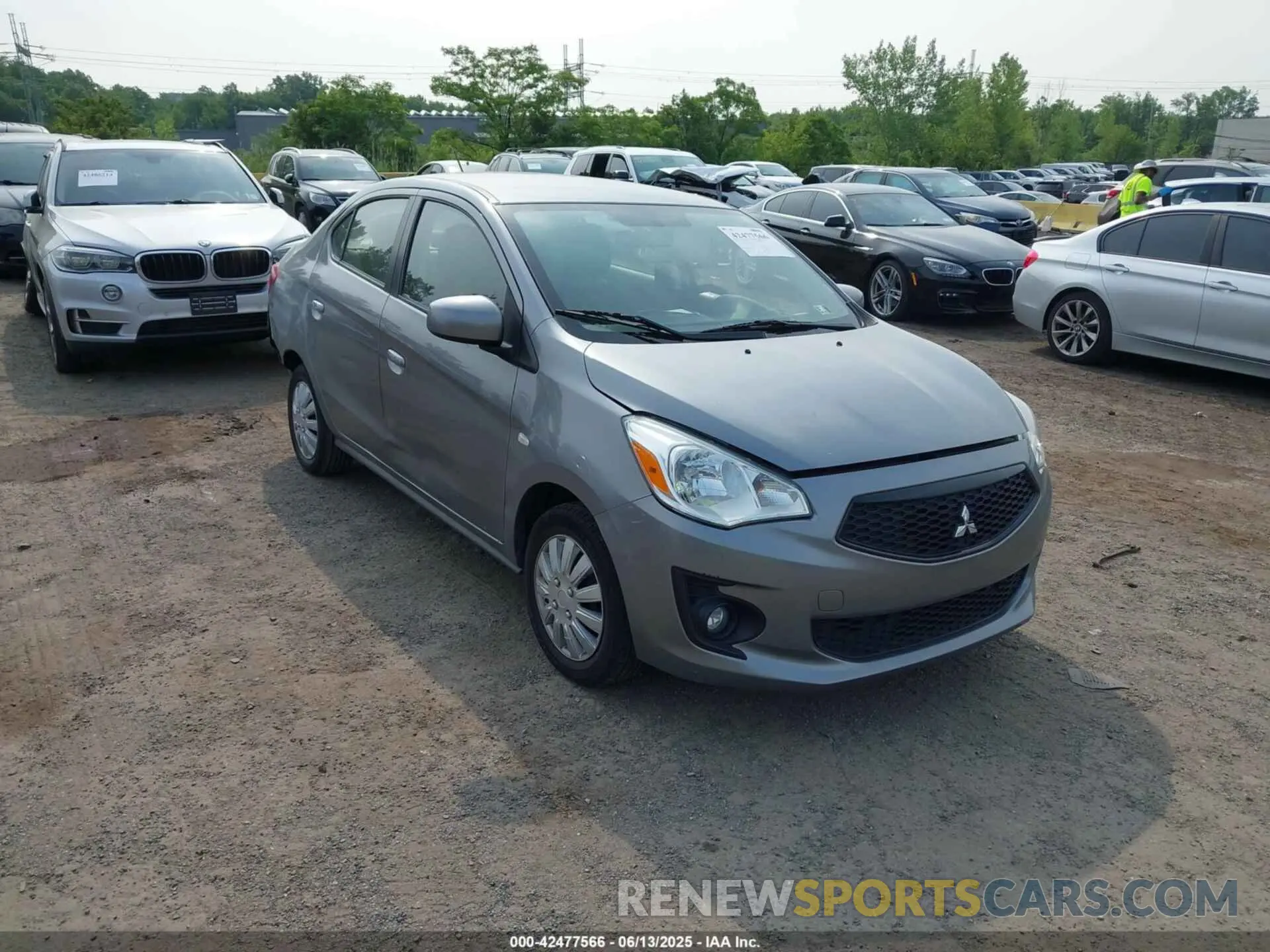 1 fotografías del automóvil dañado ML32F3FJ4LHF13143 MITSUBISHI MIRAGE G4 2020