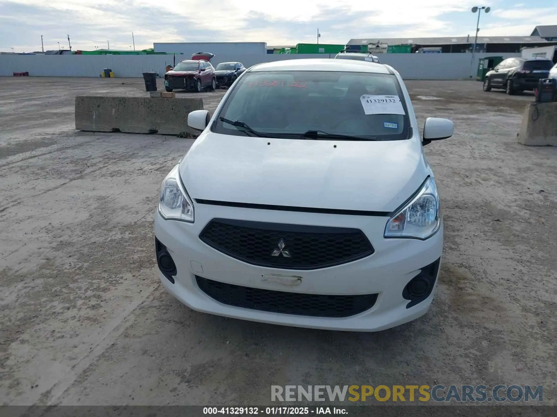 11 fotografías del automóvil dañado ML32F3FJ5LHF00885 MITSUBISHI MIRAGE G4 2020