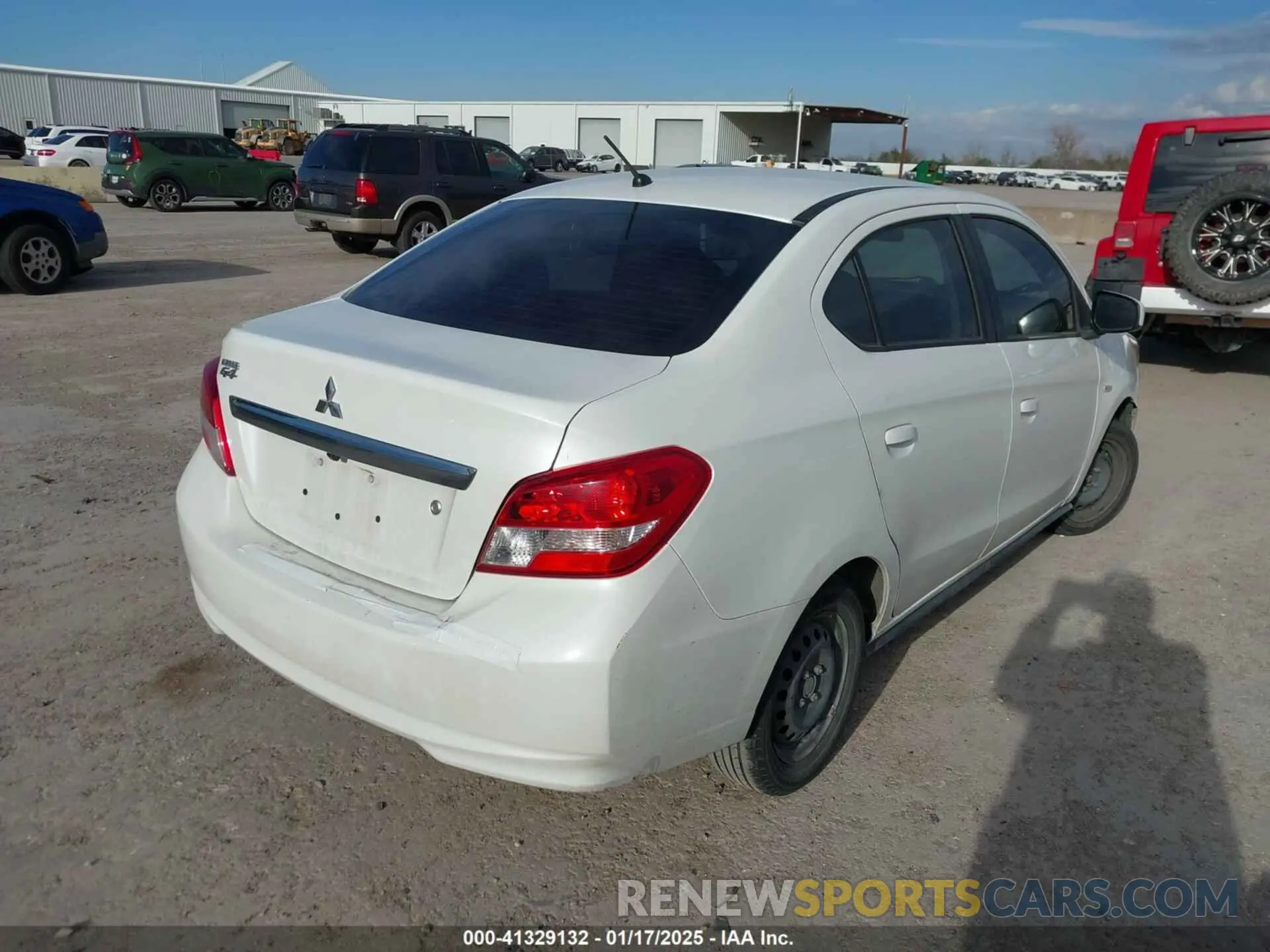 4 fotografías del automóvil dañado ML32F3FJ5LHF00885 MITSUBISHI MIRAGE G4 2020