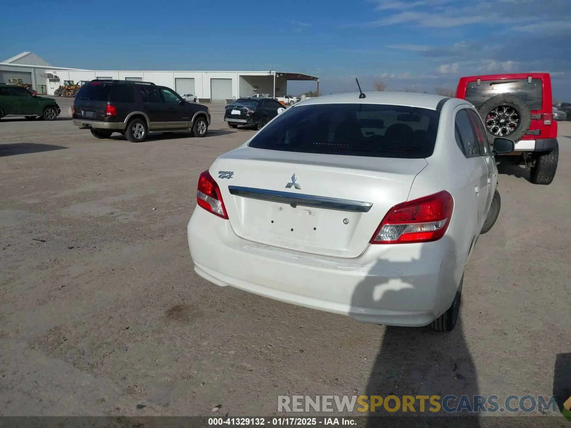 6 fotografías del automóvil dañado ML32F3FJ5LHF00885 MITSUBISHI MIRAGE G4 2020
