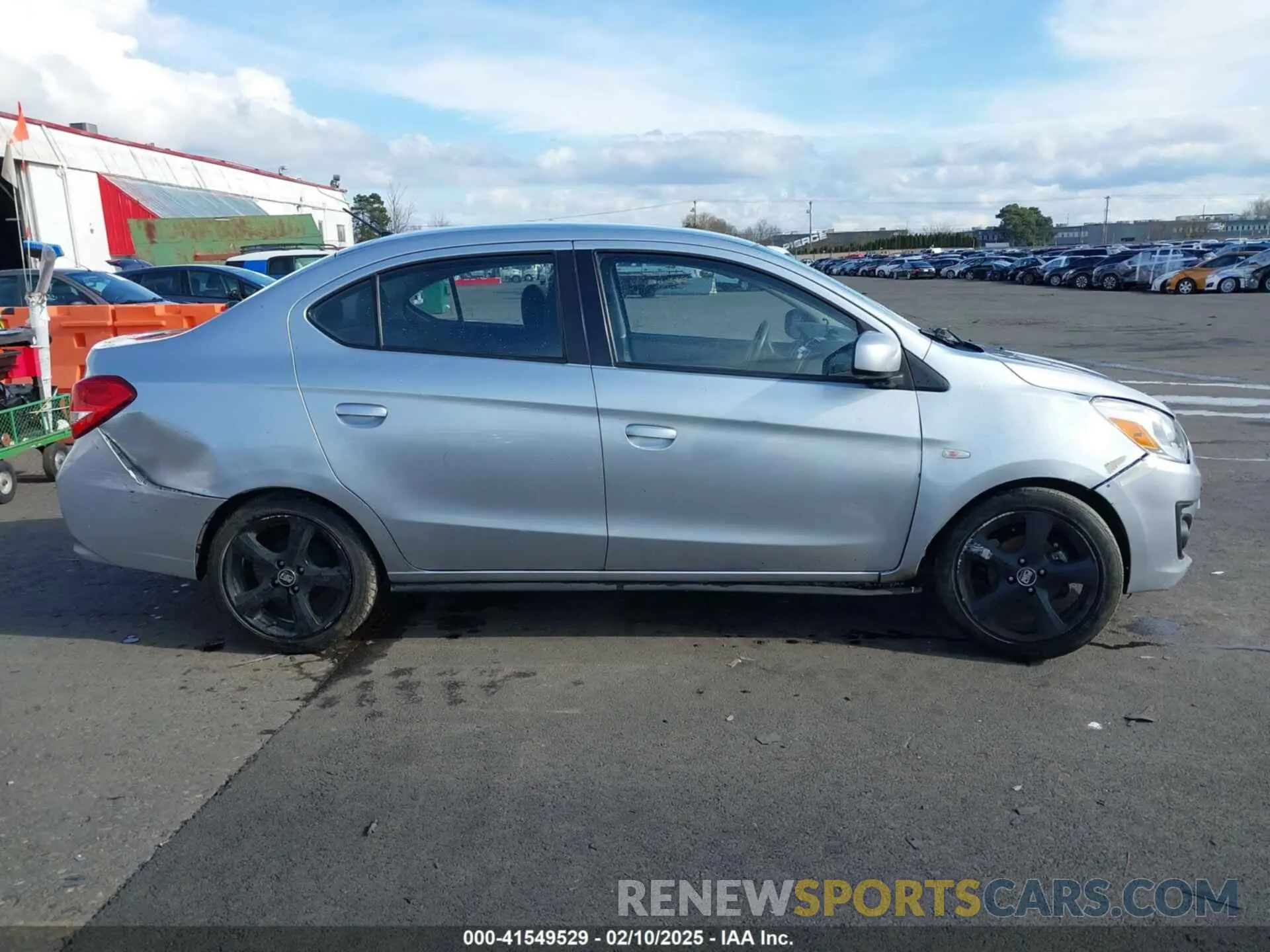 13 fotografías del automóvil dañado ML32F3FJ5LHF03267 MITSUBISHI MIRAGE G4 2020
