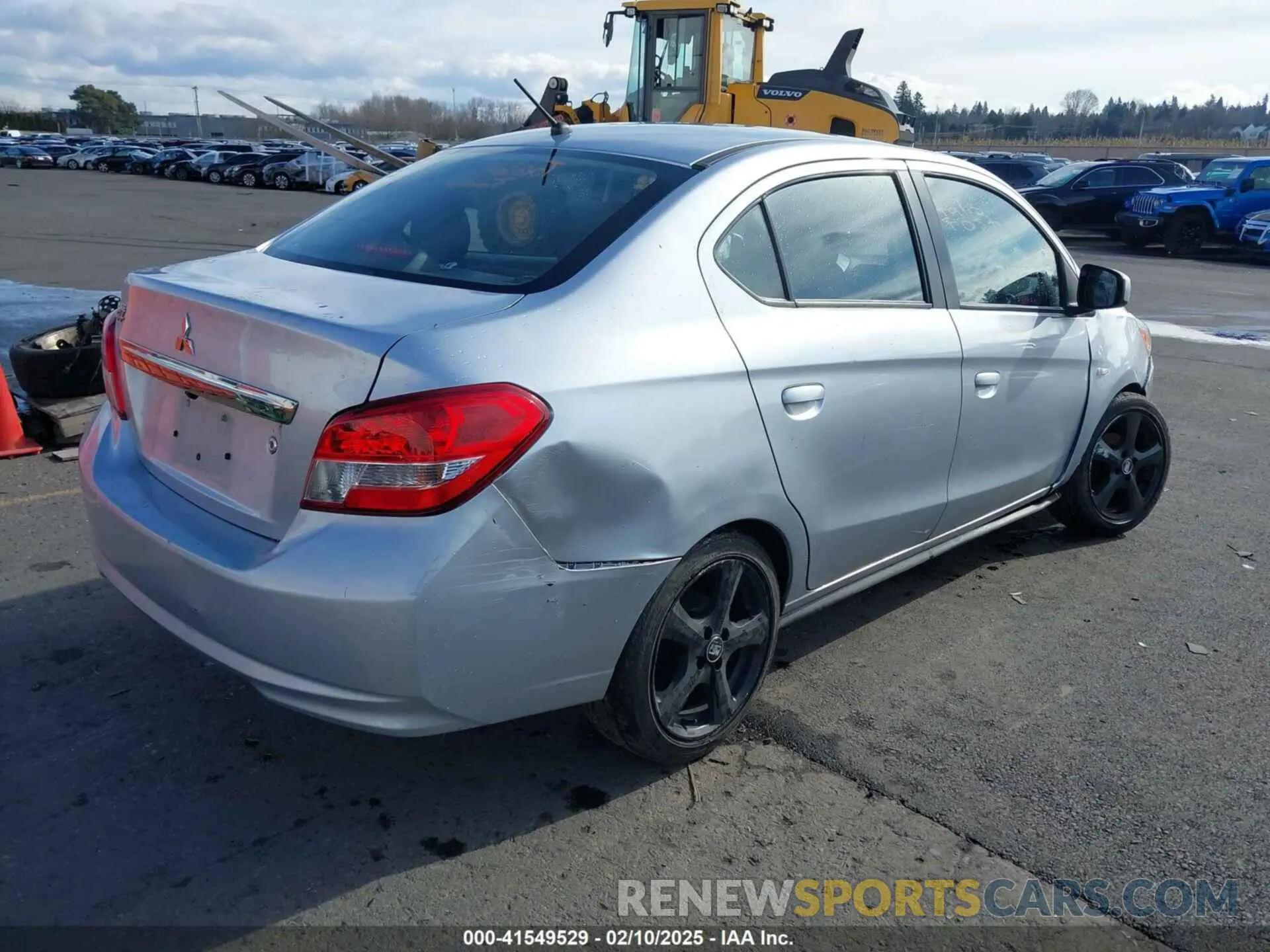 4 fotografías del automóvil dañado ML32F3FJ5LHF03267 MITSUBISHI MIRAGE G4 2020