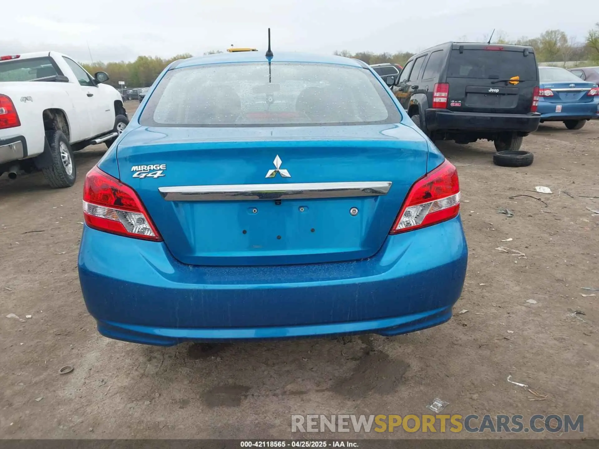 17 fotografías del automóvil dañado ML32F3FJ6LHF02533 MITSUBISHI MIRAGE G4 2020