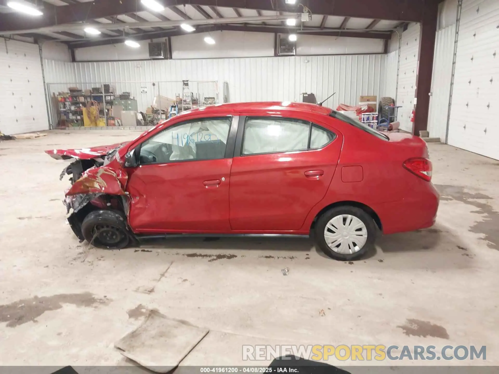 14 fotografías del automóvil dañado ML32F3FJXLHF00235 MITSUBISHI MIRAGE G4 2020