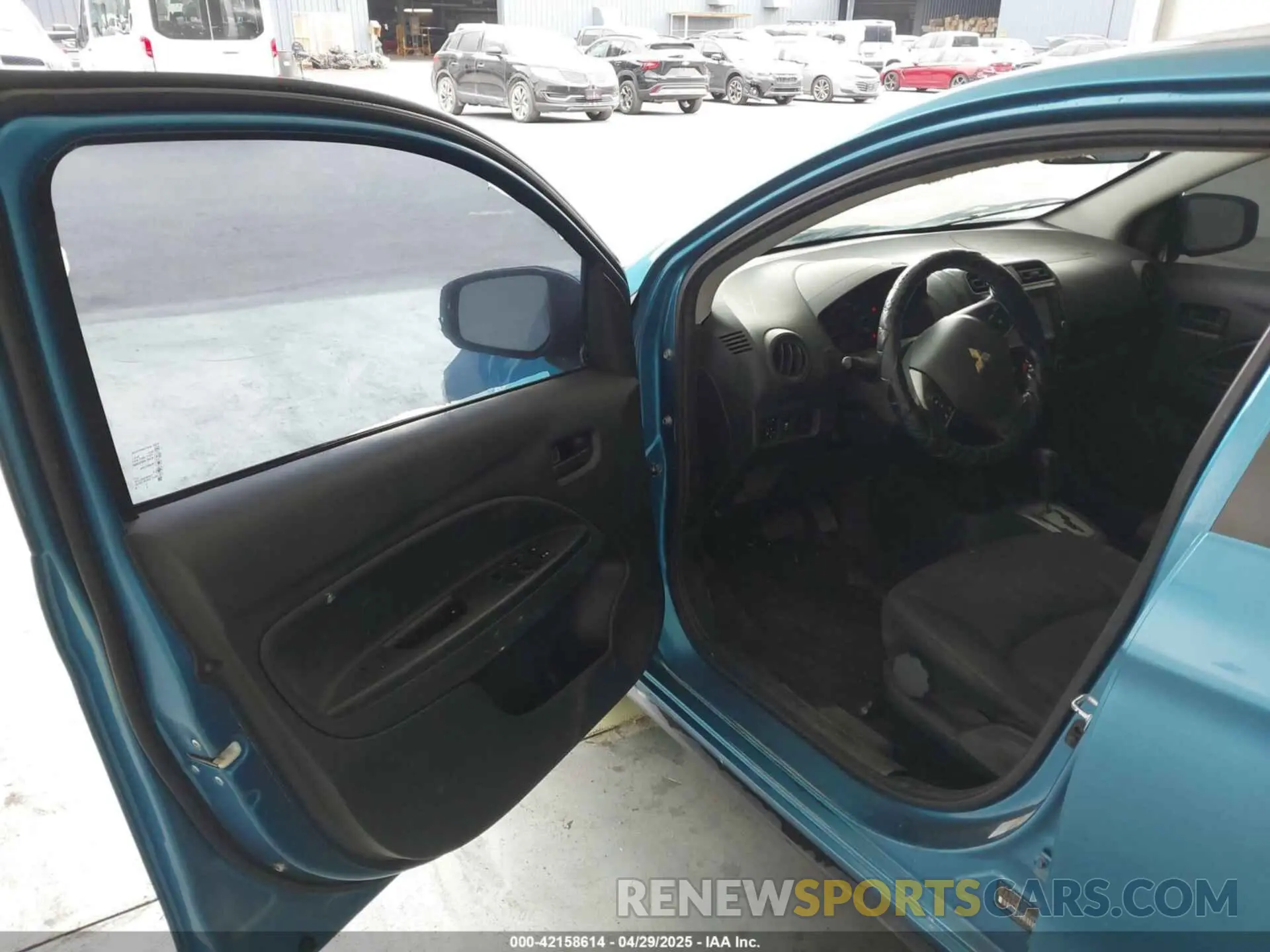 18 fotografías del automóvil dañado ML32F3FJXLHF11347 MITSUBISHI MIRAGE G4 2020
